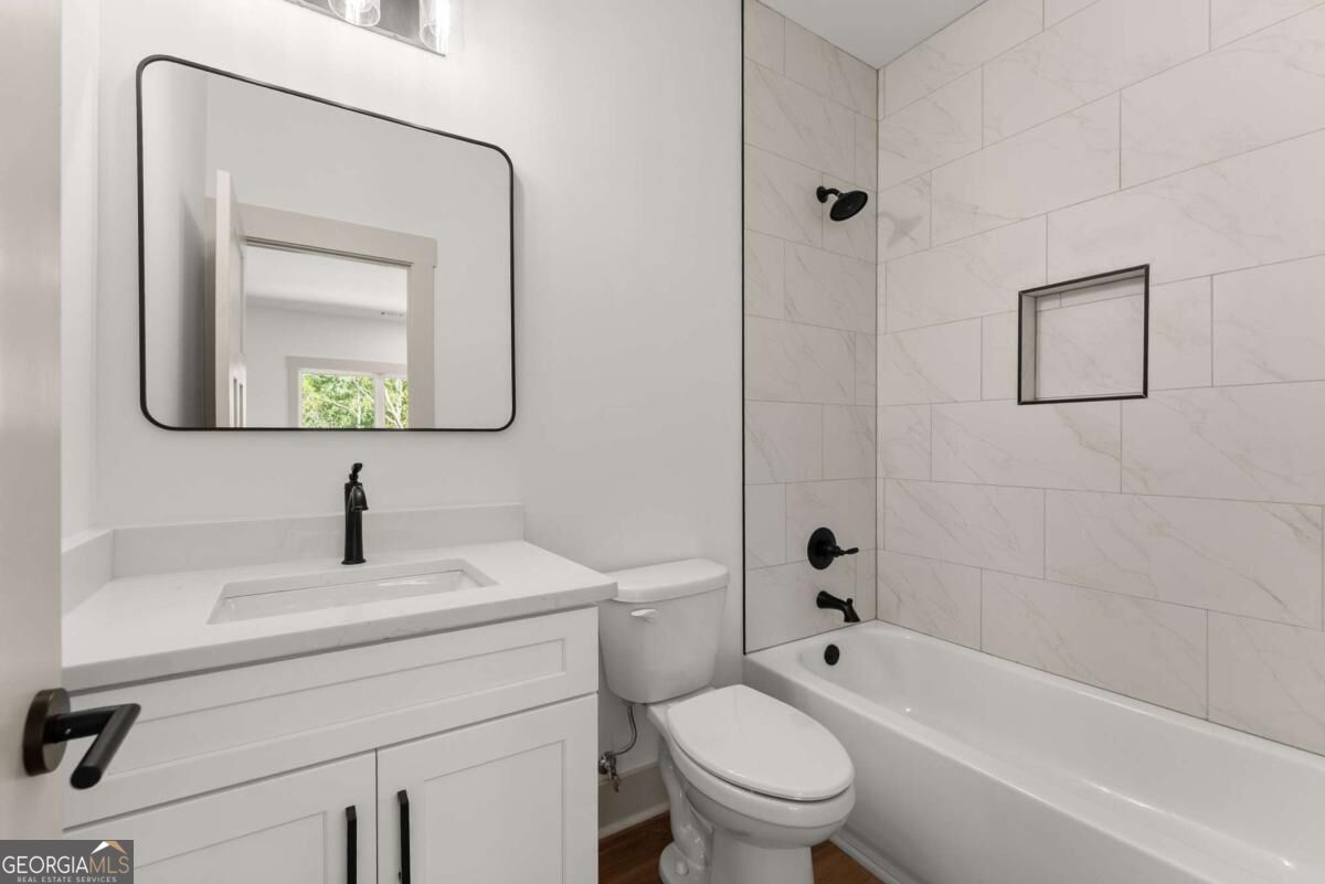 136 Lakeview Way Property Photo 51