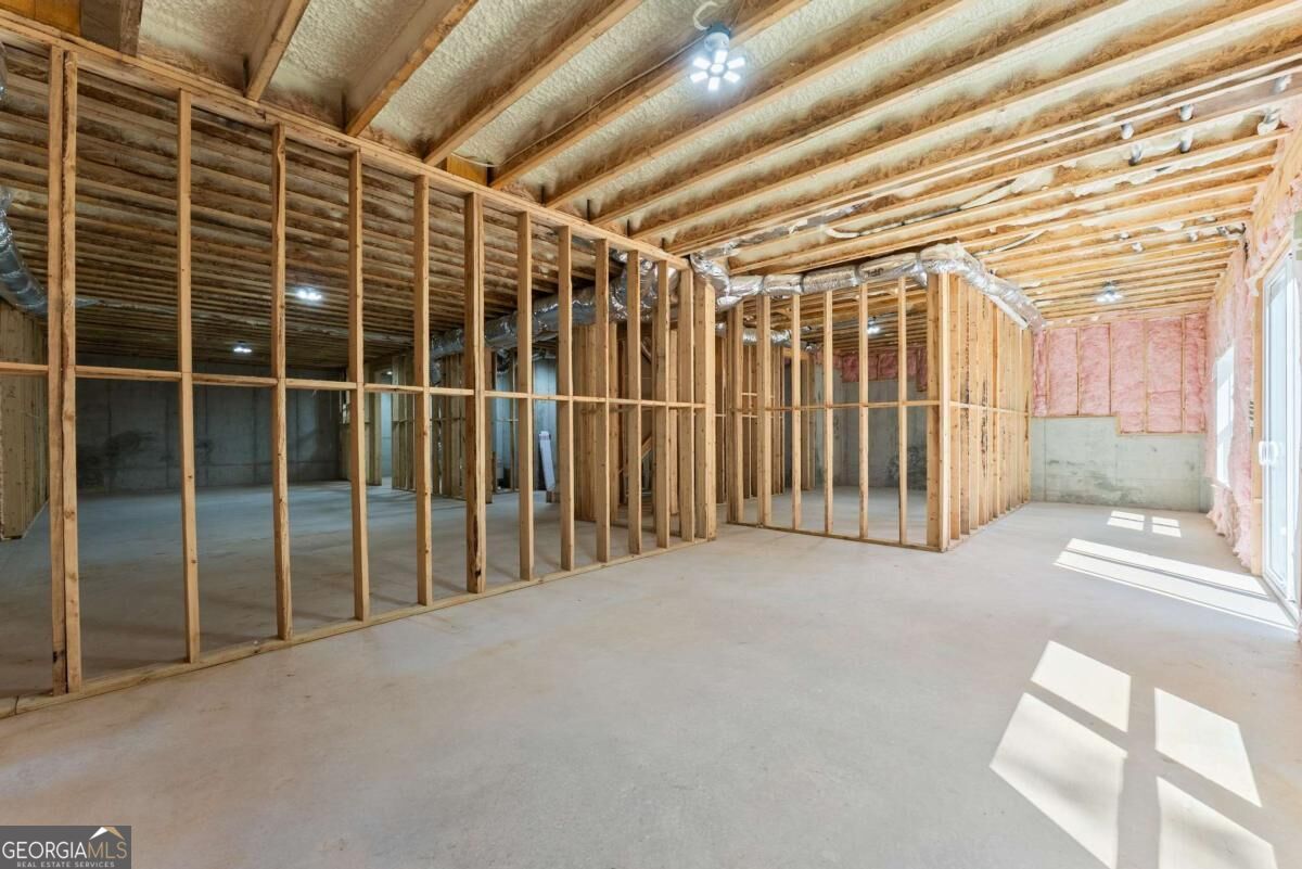 136 Lakeview Way Property Photo 56