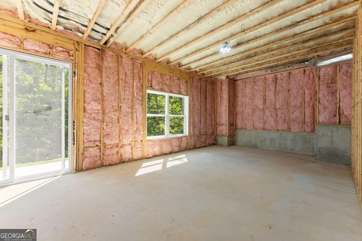 136 Lakeview Way Property Photo 57