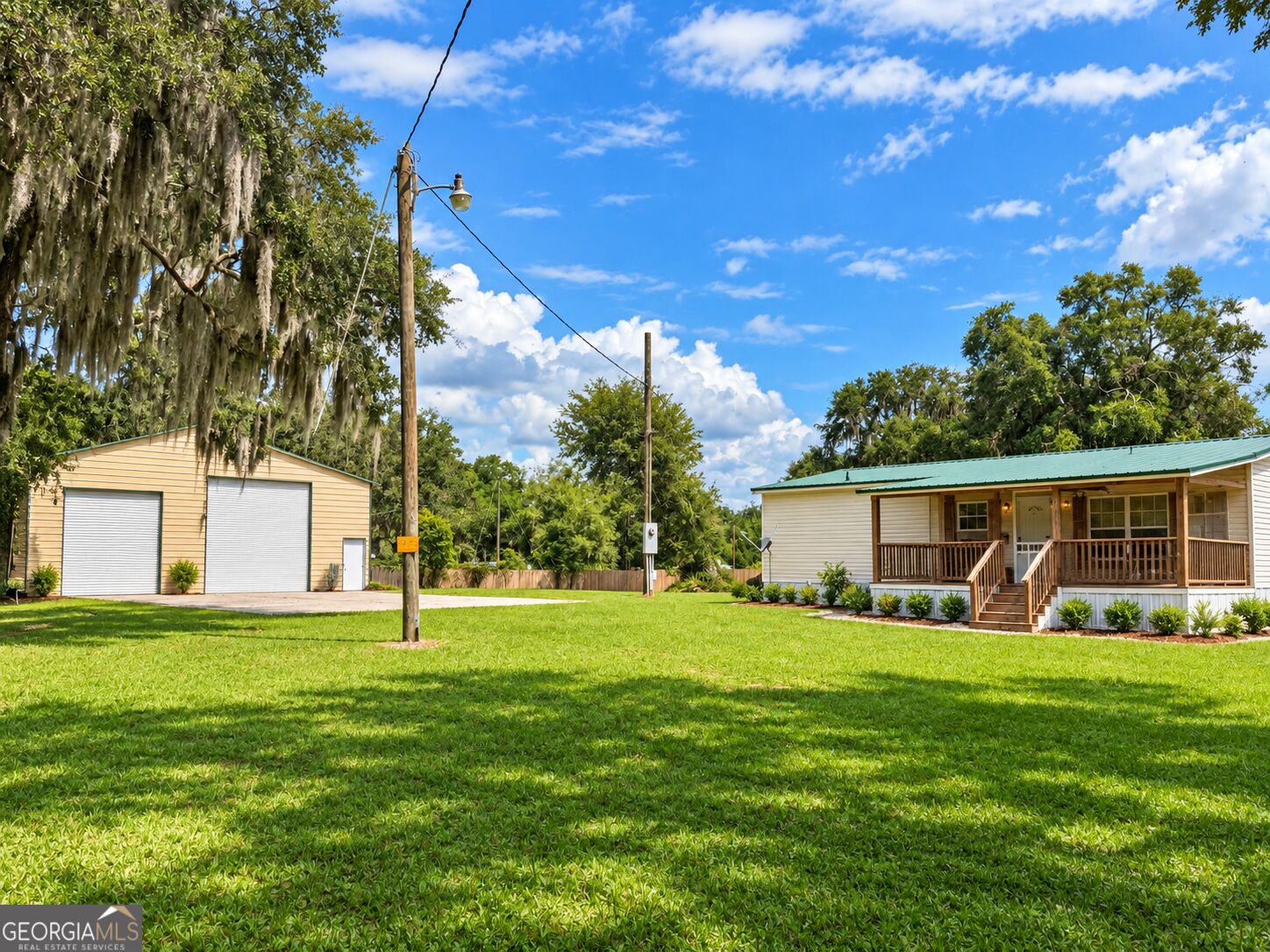 1021 Seaburg Drive Ne Property Photo 1