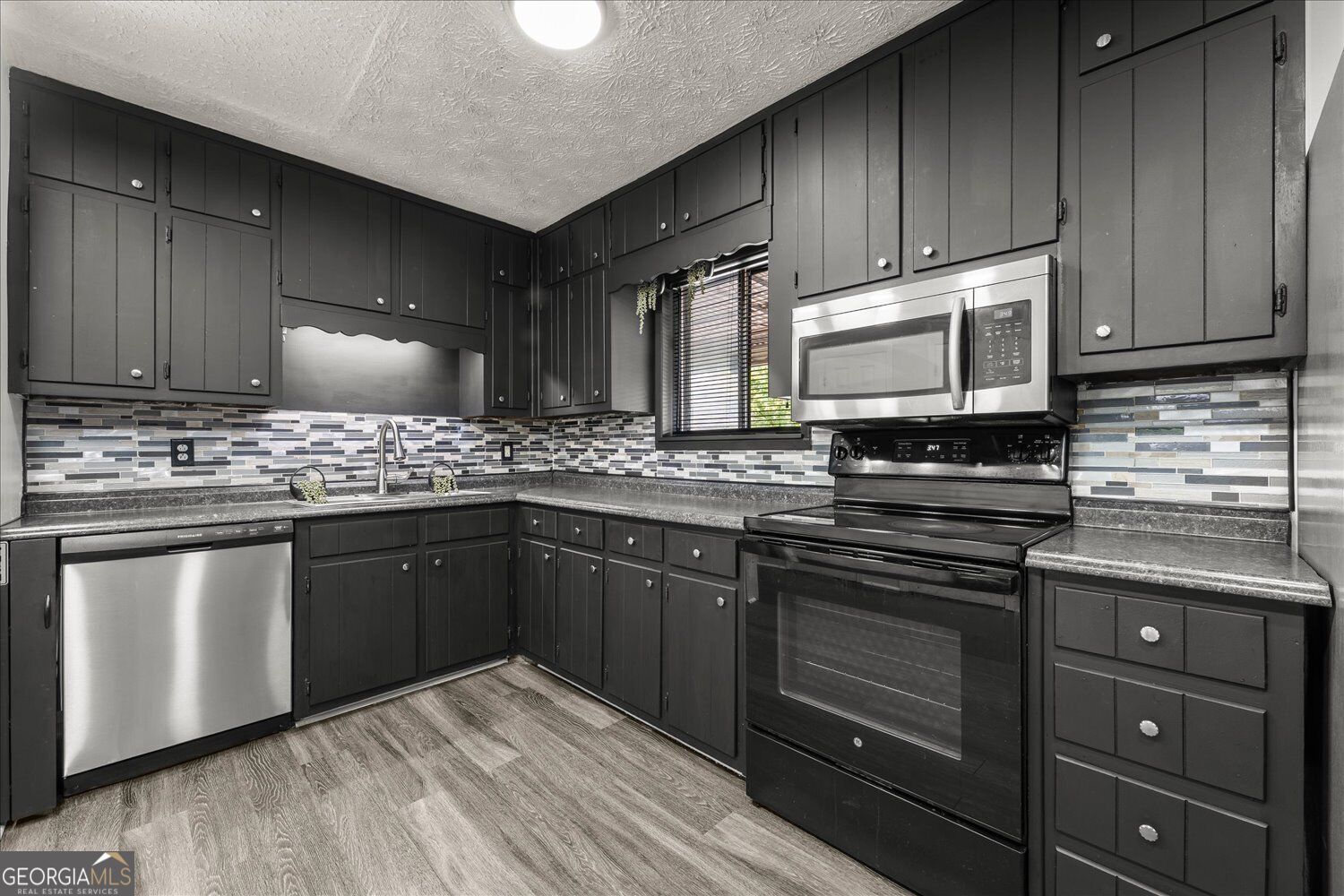 4338 Rocklane Drive Property Photo 14