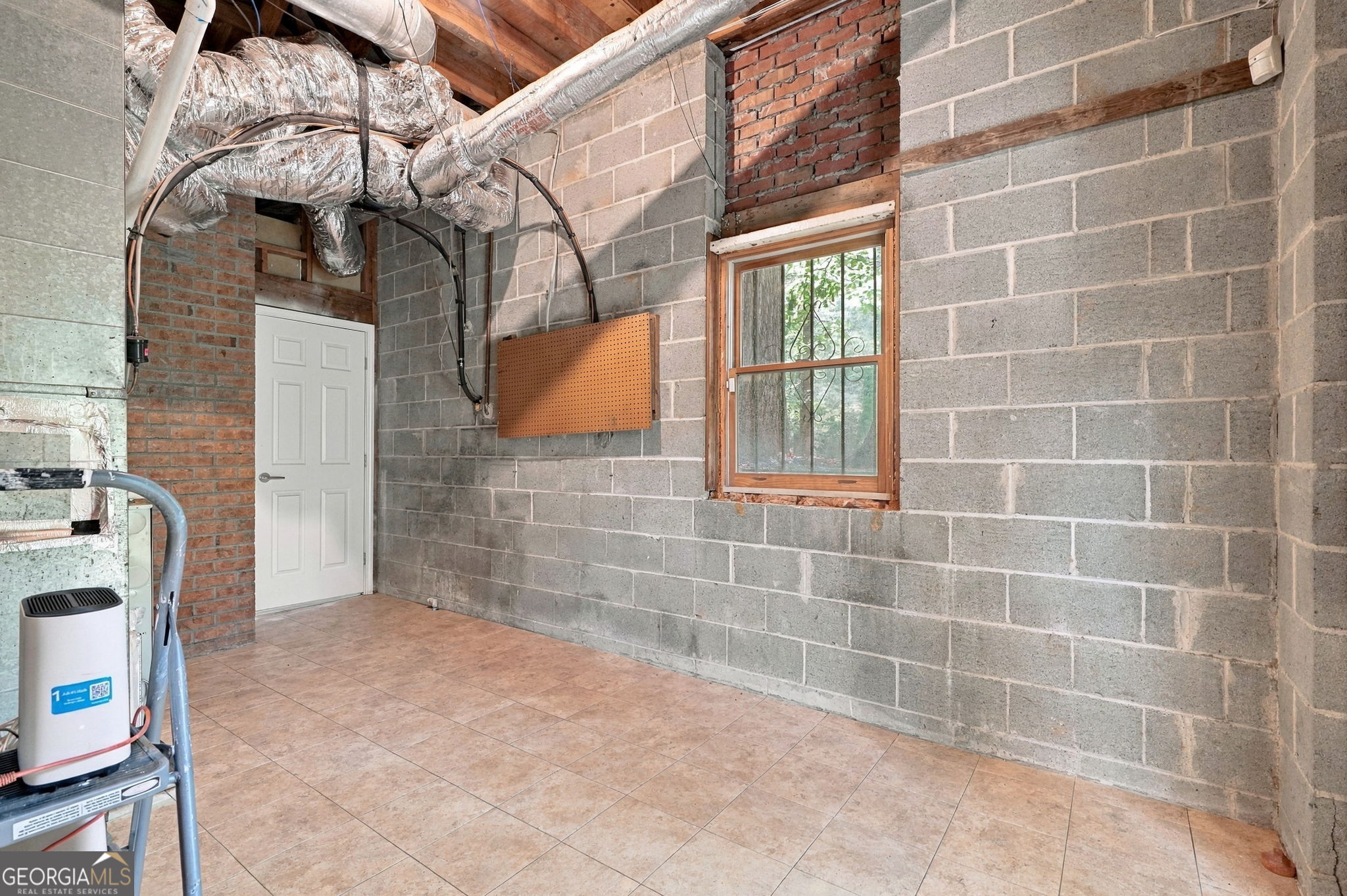 2936 Henderson Road Property Photo 49