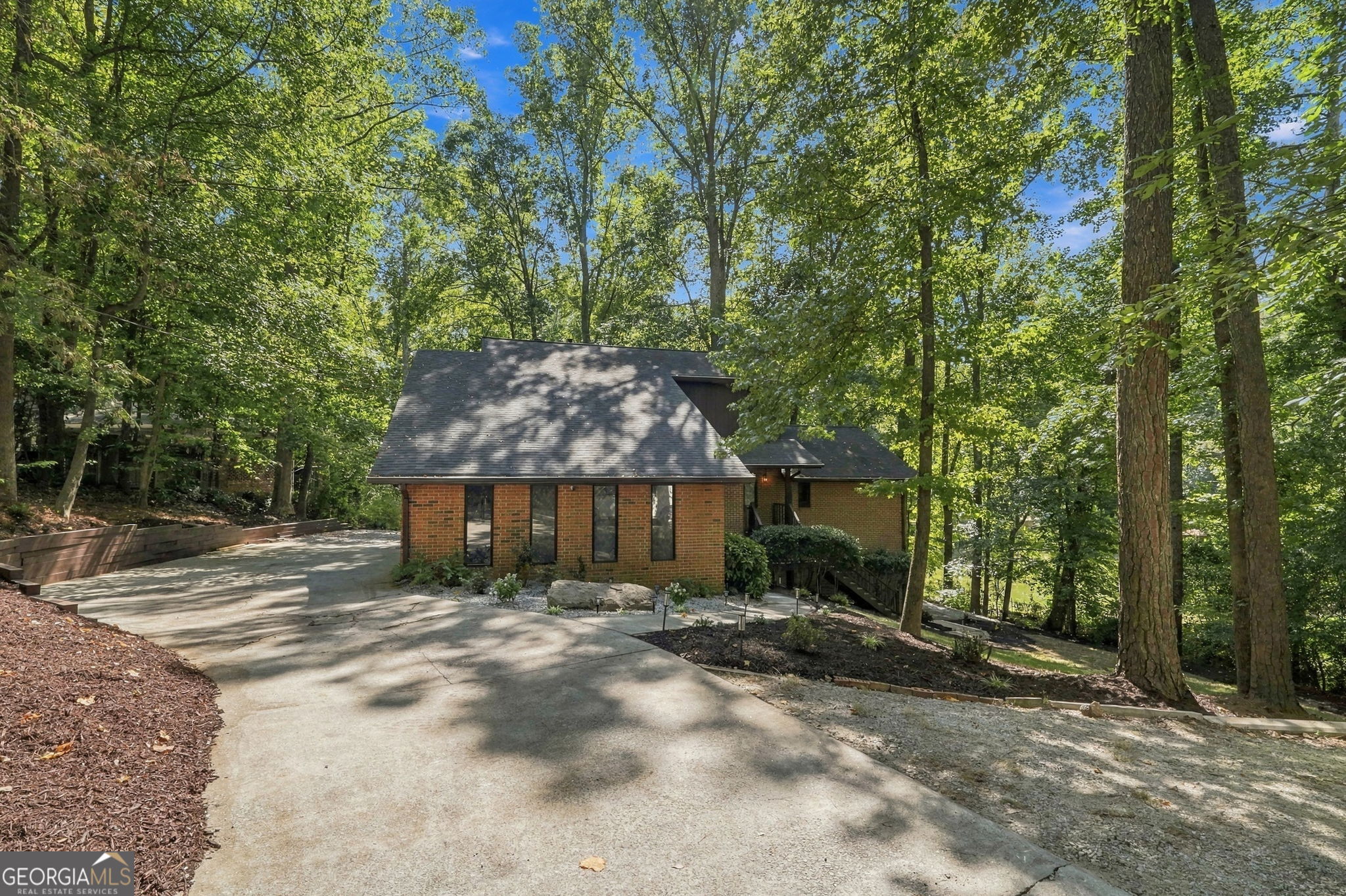 2936 Henderson Road Property Photo 52