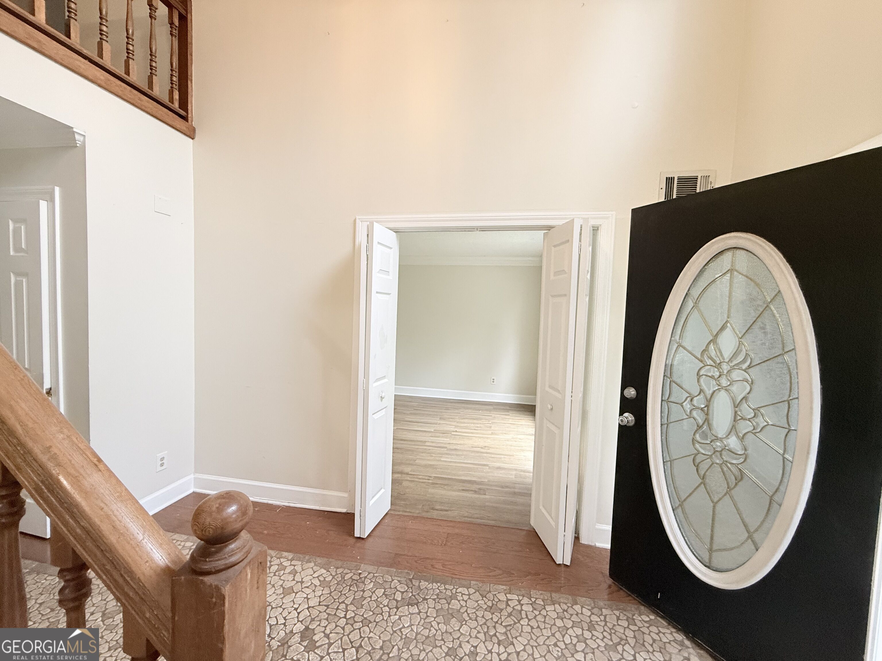 130 Crimson Ridge Property Photo 3