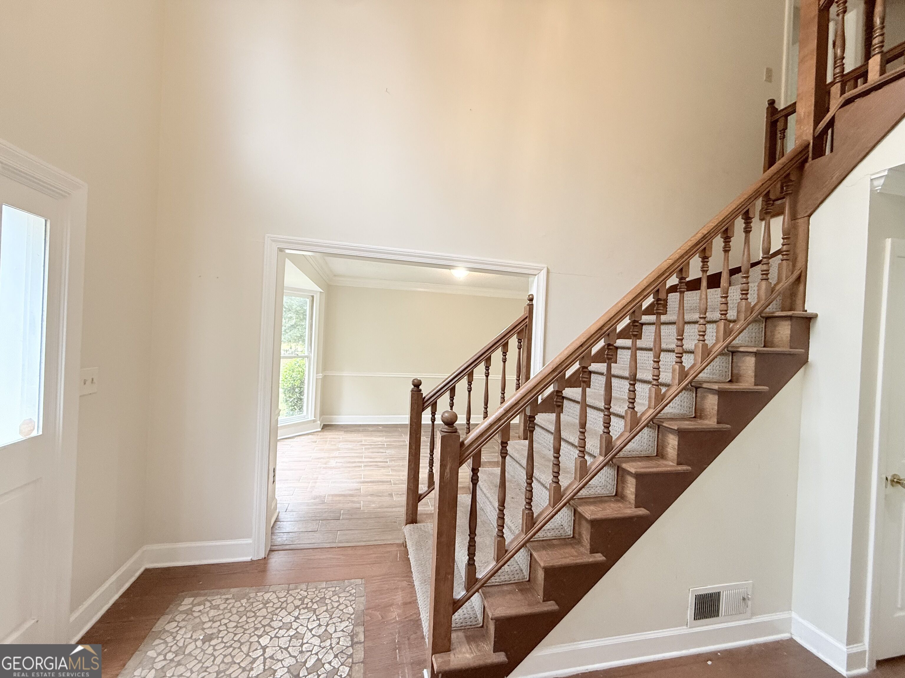 130 Crimson Ridge Property Photo 5