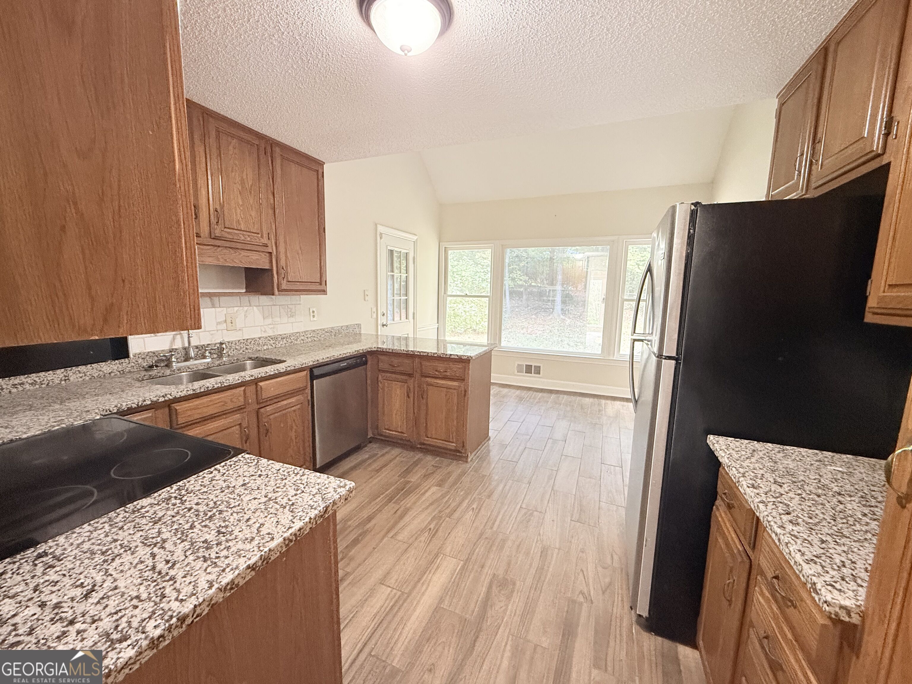 130 Crimson Ridge Property Photo 7