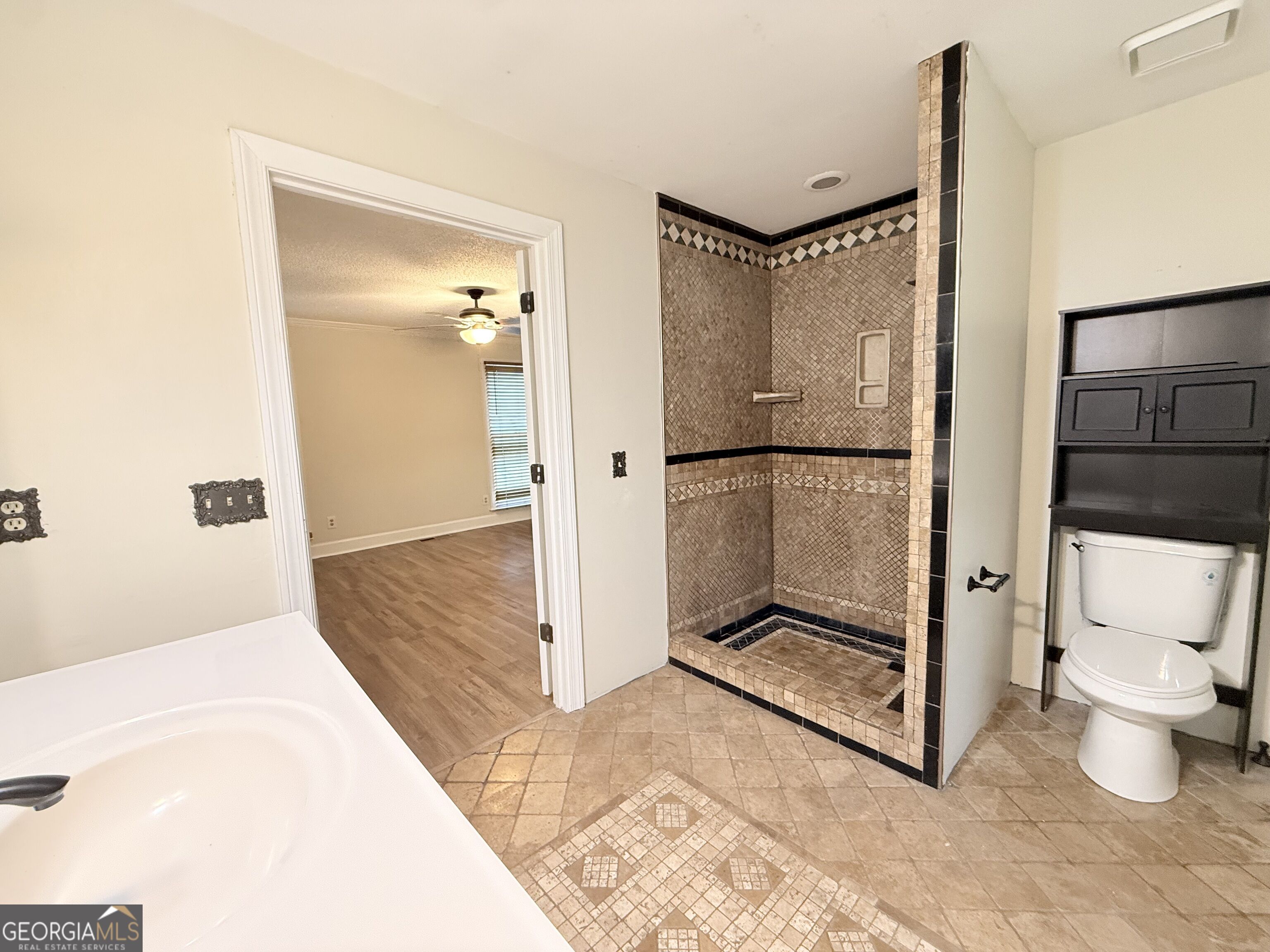 130 Crimson Ridge Property Photo 16