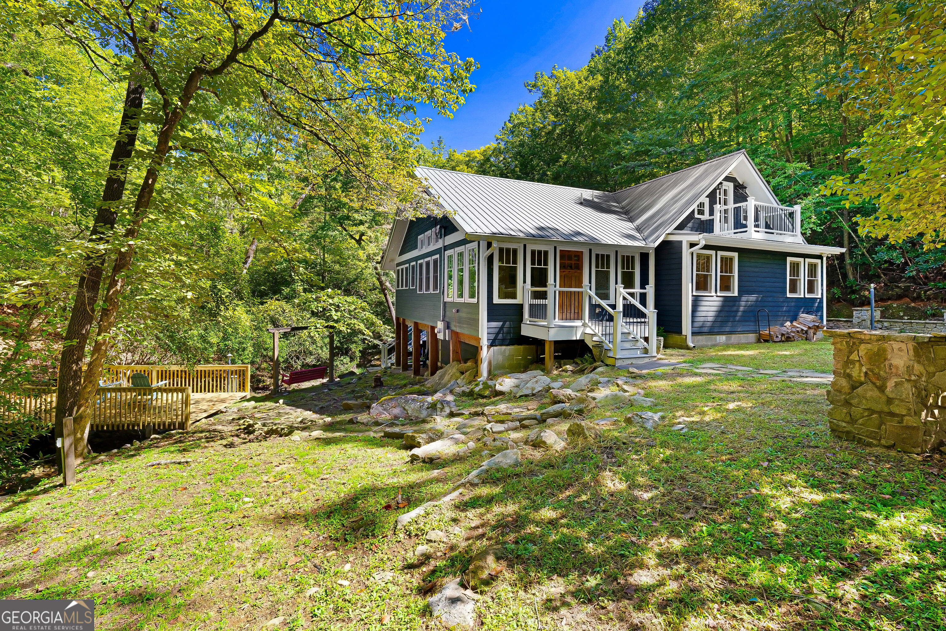 131 Azalea Drive Property Photo 1