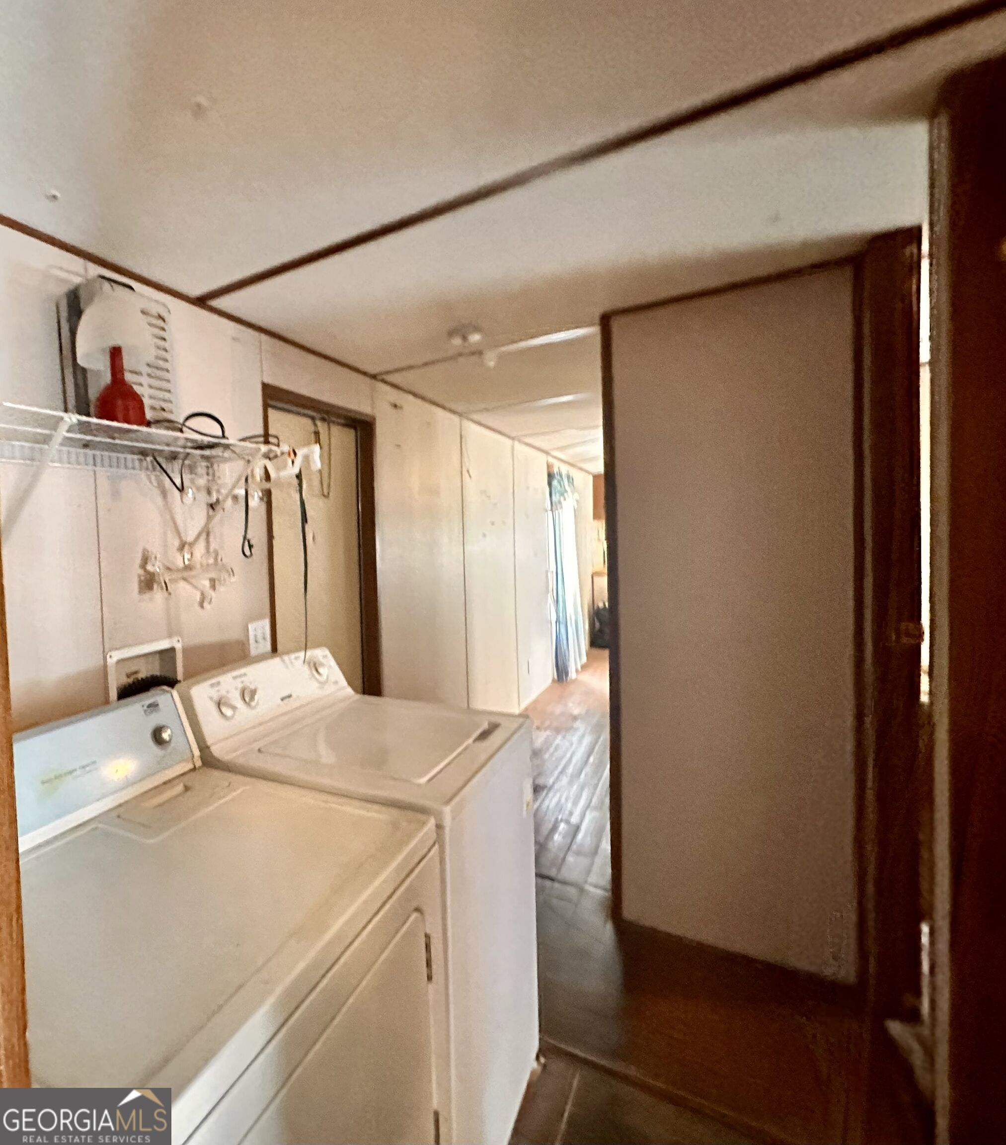 6979 Oak Ridge Circle Property Photo 11