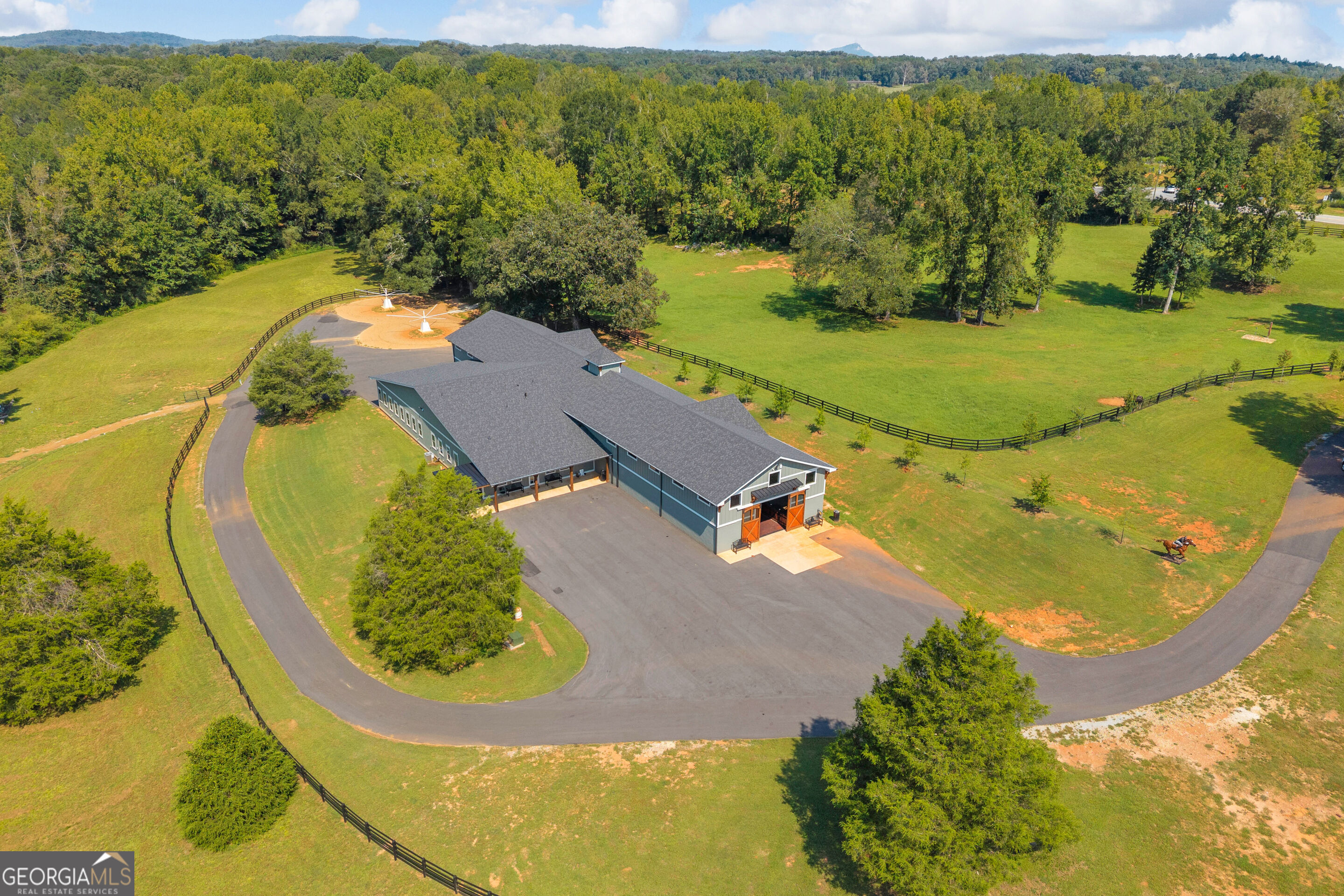 5479 Highway 63 Property Photo 10