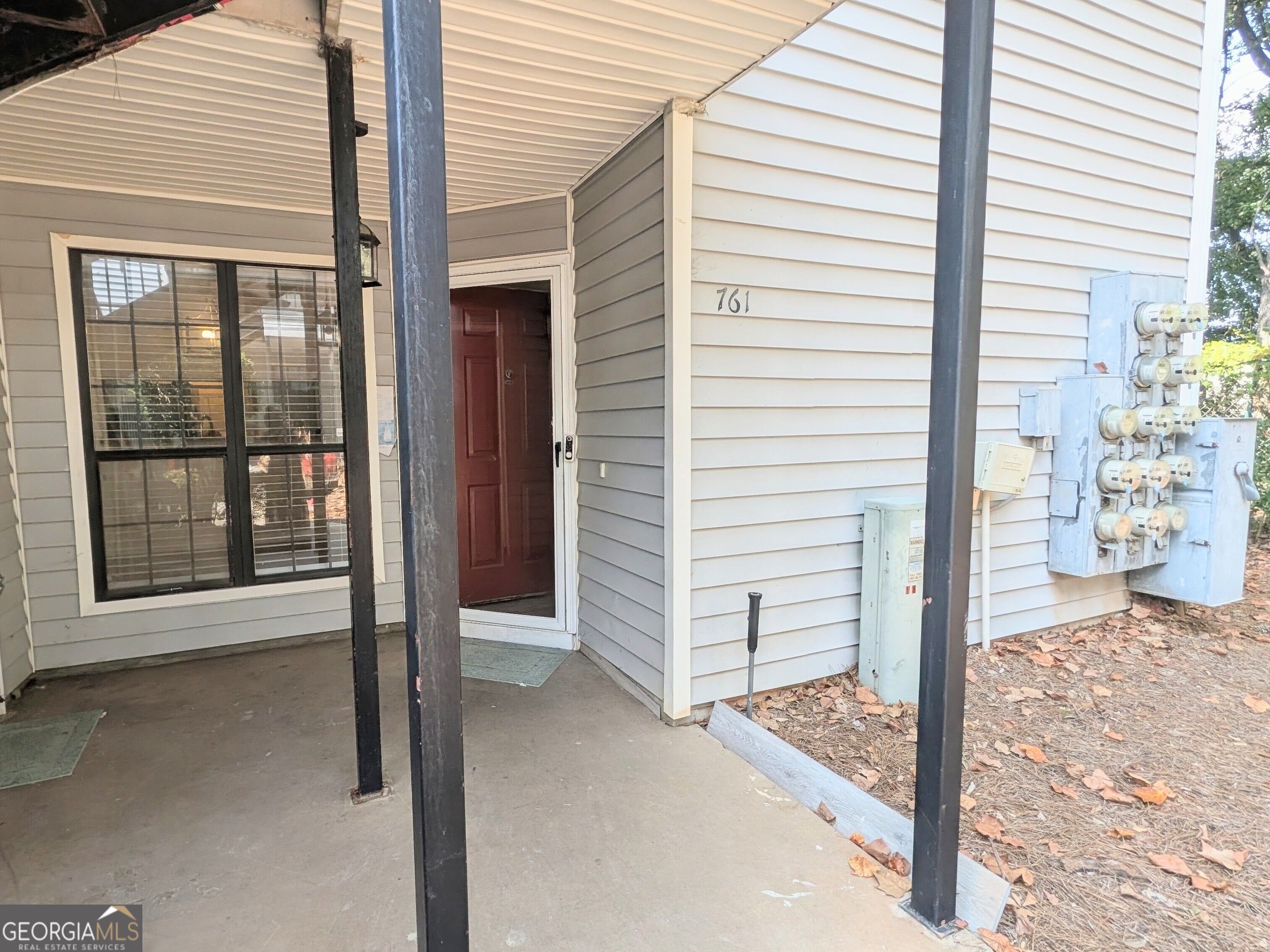 761 Windchase Lane Property Photo 3