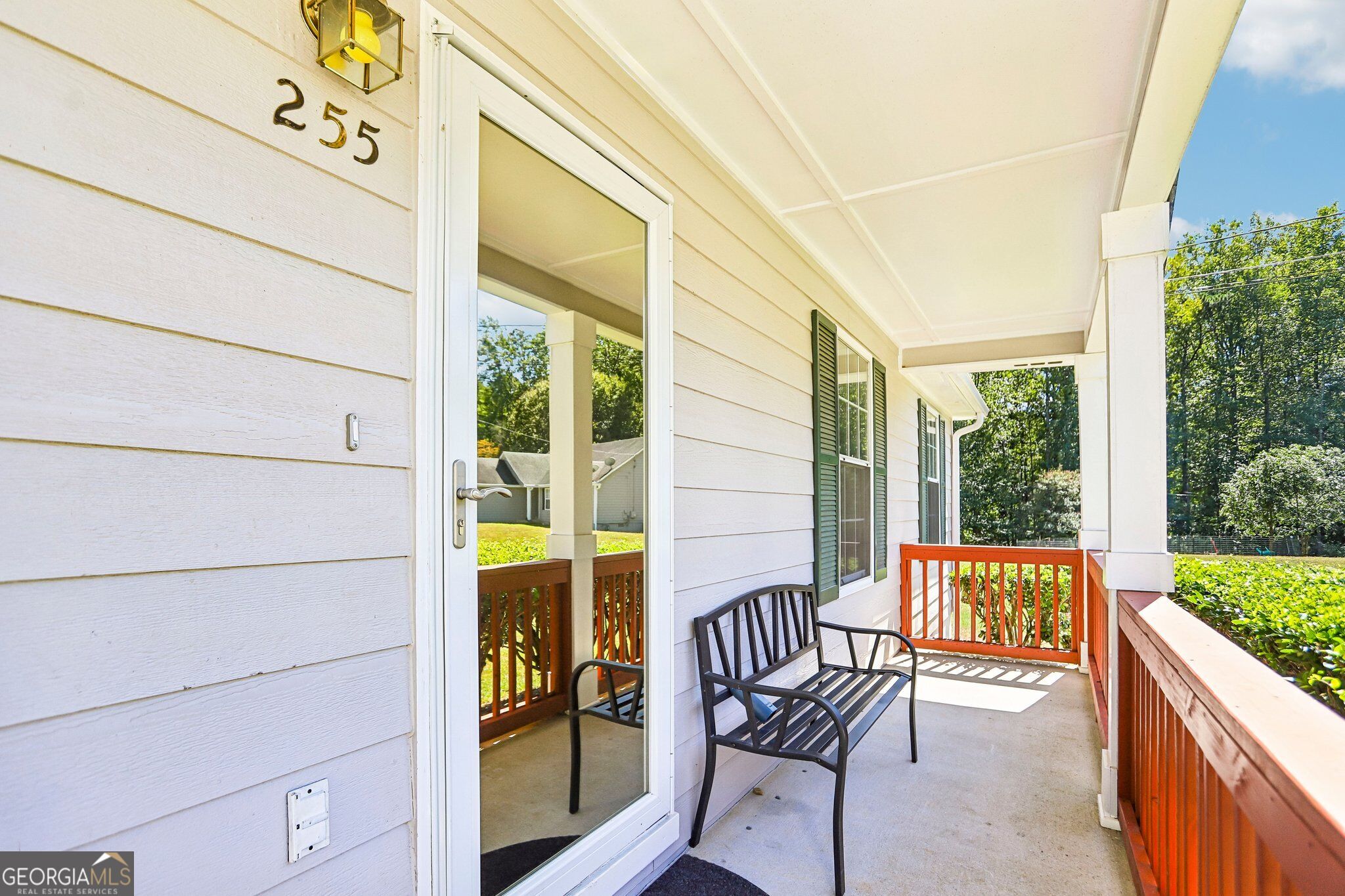 255 Orchard View Property Photo 3