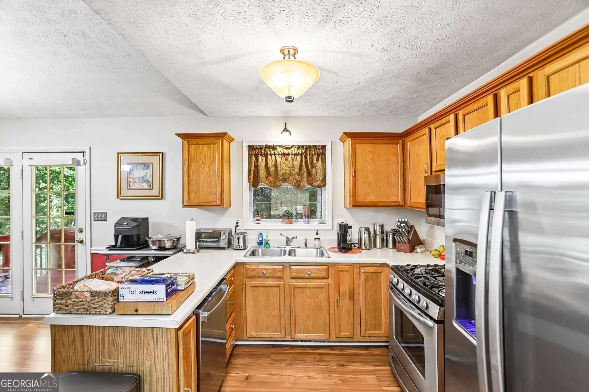255 Orchard View Property Photo 11