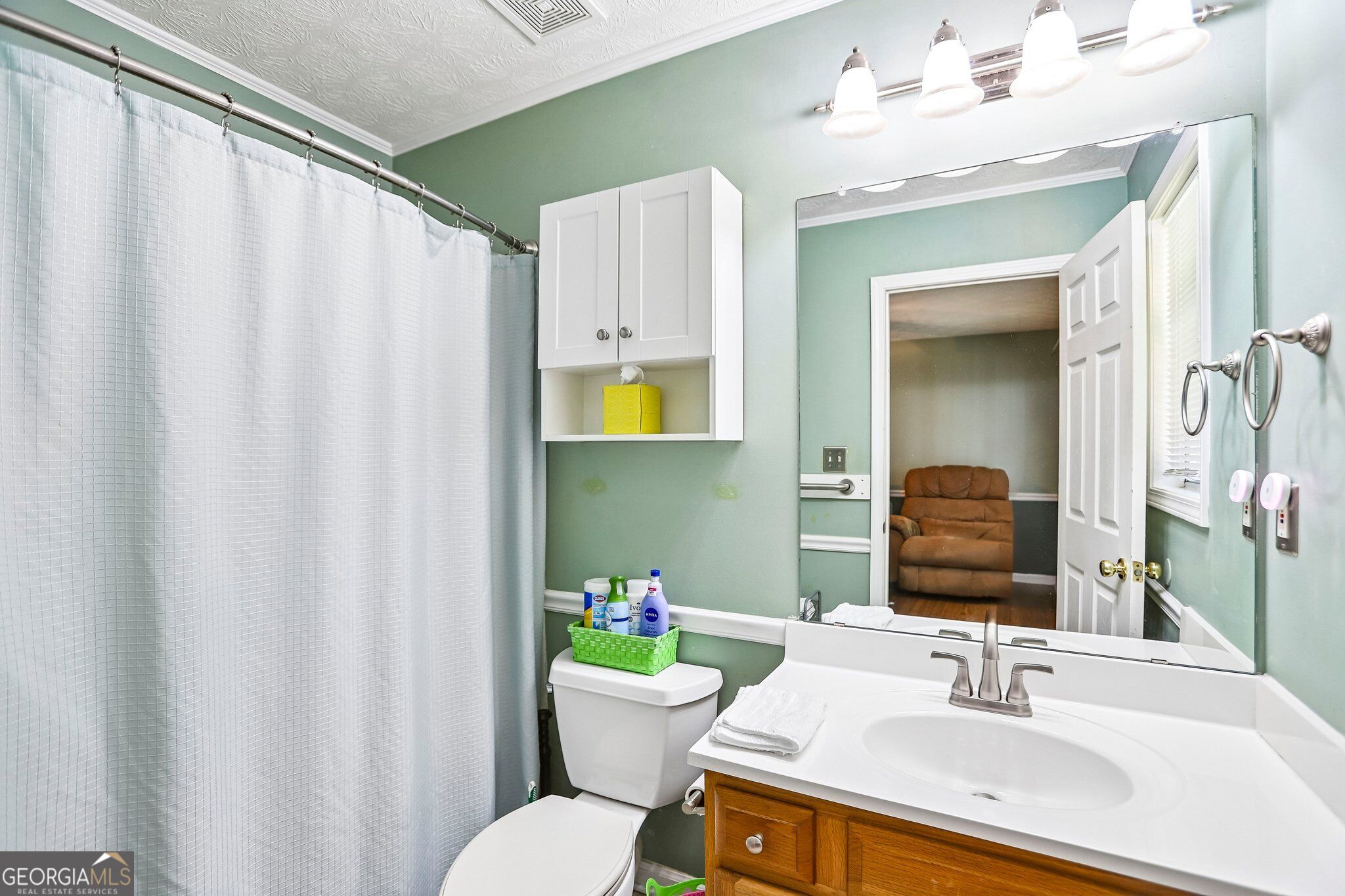 255 Orchard View Property Photo 17