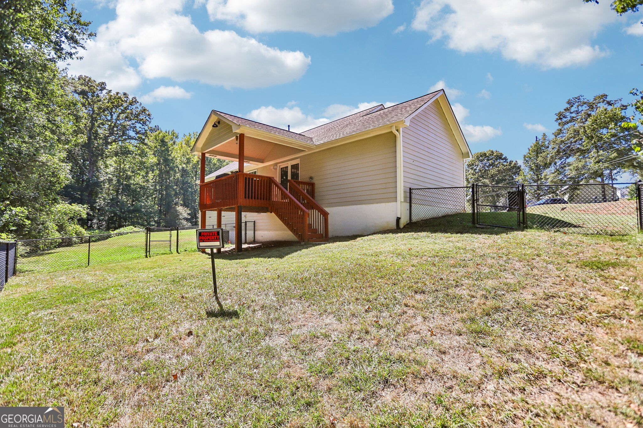255 Orchard View Property Photo 21