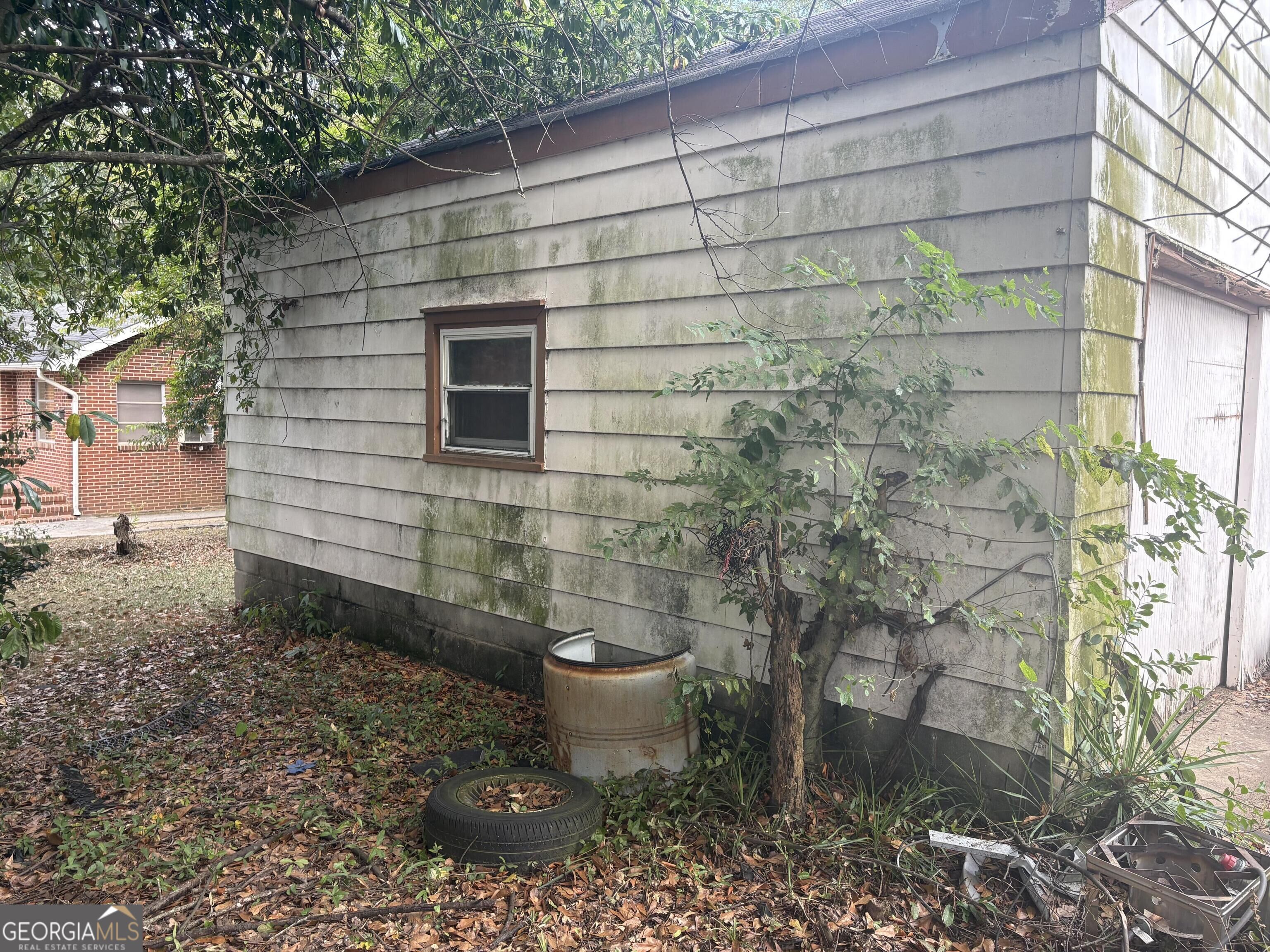 3911 Guyton Street Property Photo 3