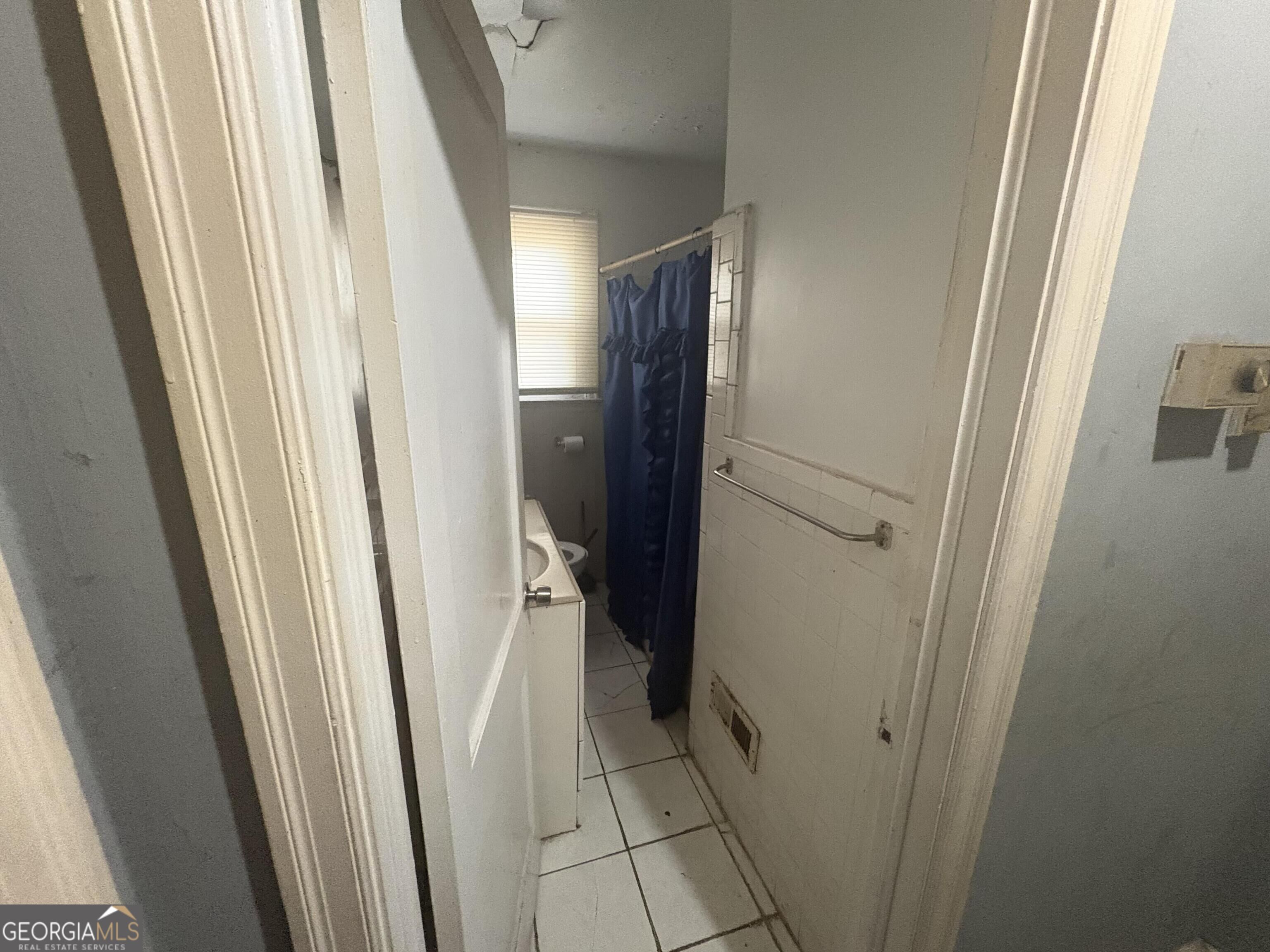 3911 Guyton Street Property Photo 6
