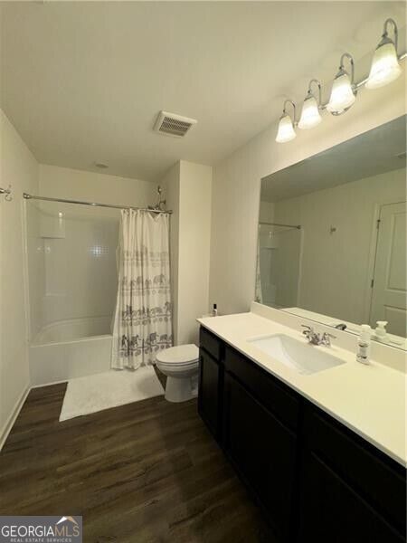 3366 Tarian Way Property Photo 11