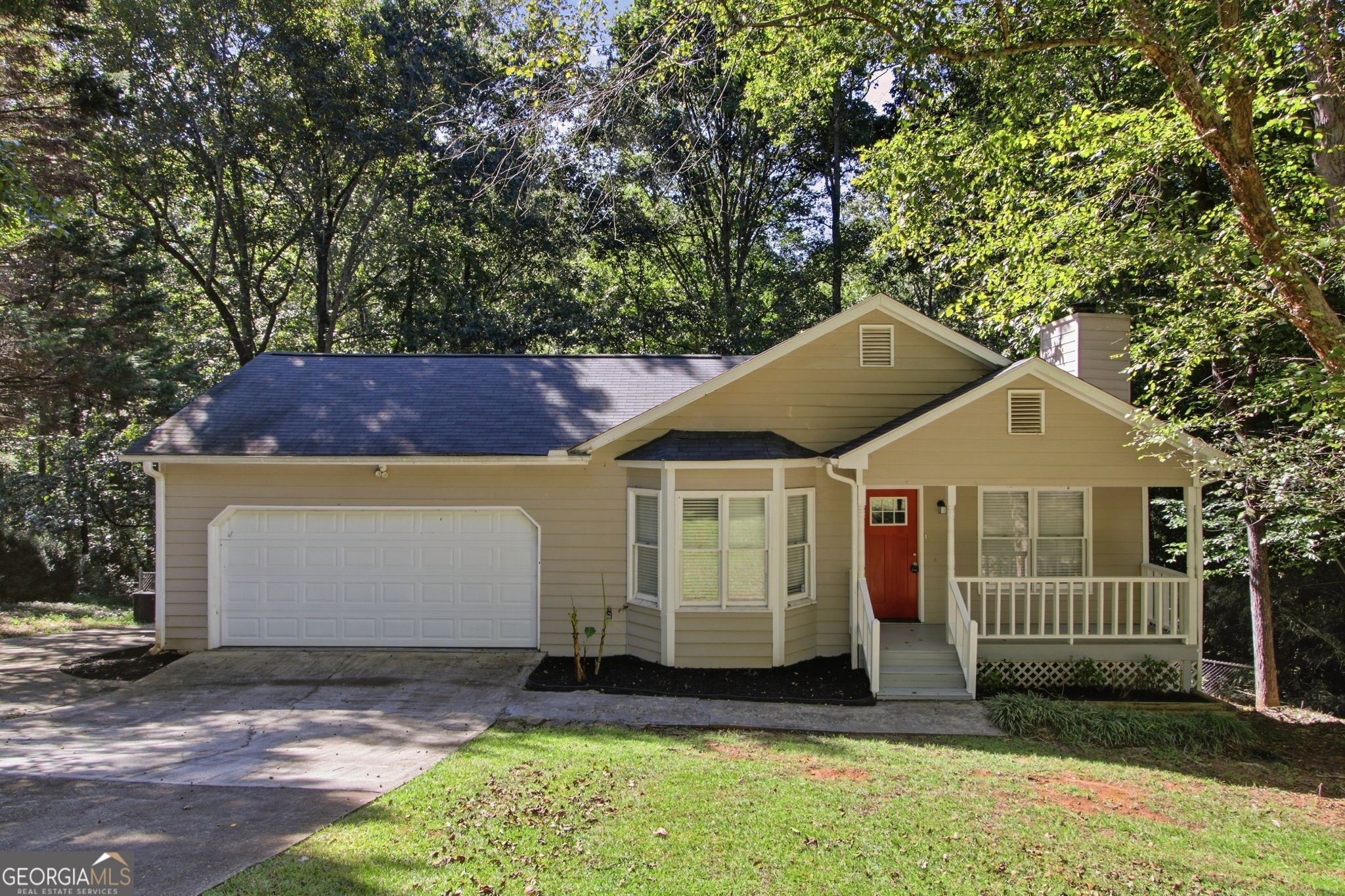 1535 Oakhill Drive Property Photo 1