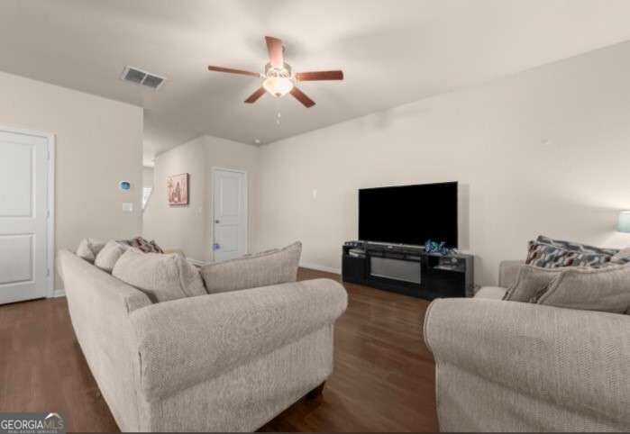 755 Walnut Creek Circle Property Photo 6