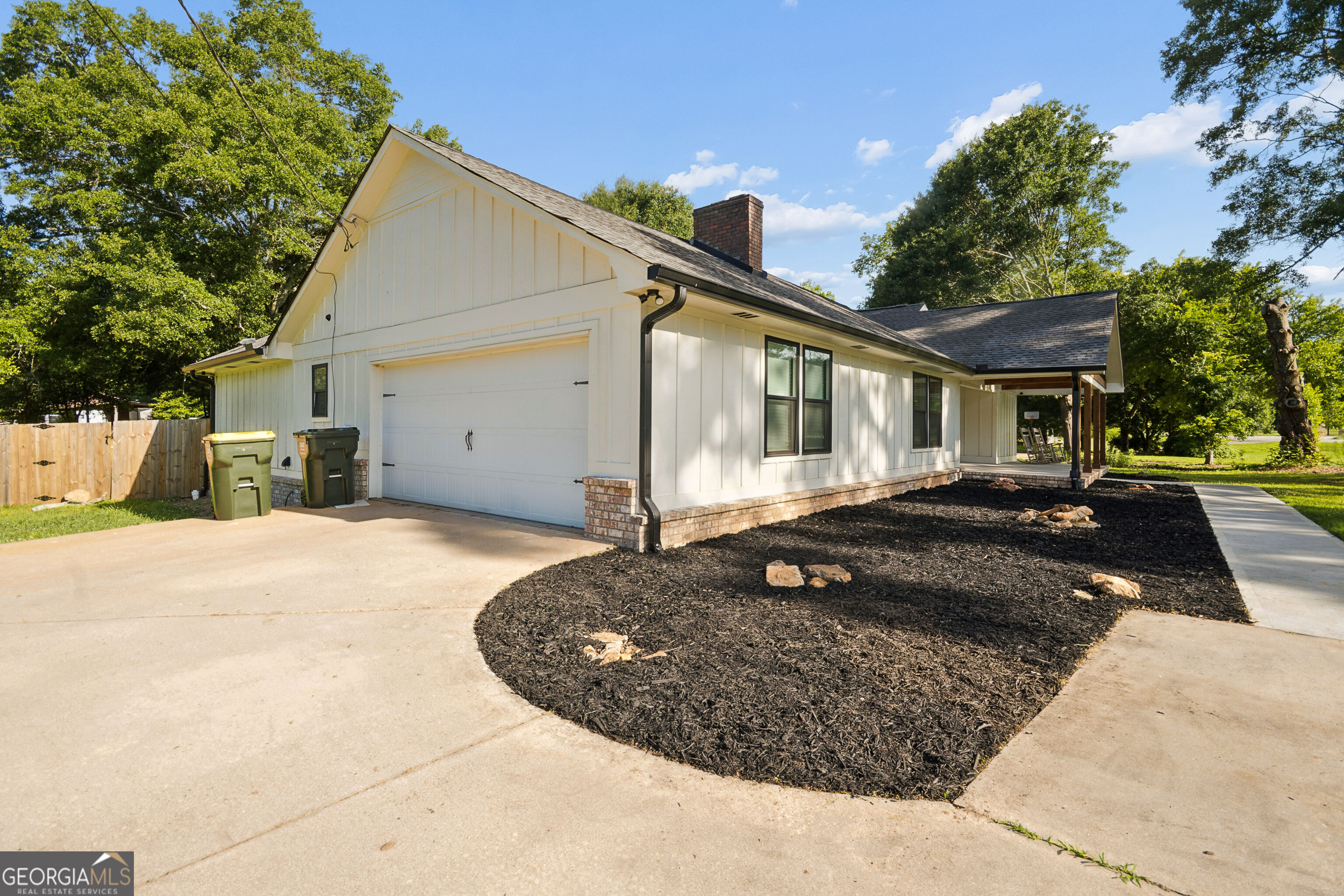 7507 Campground Road Property Photo 4