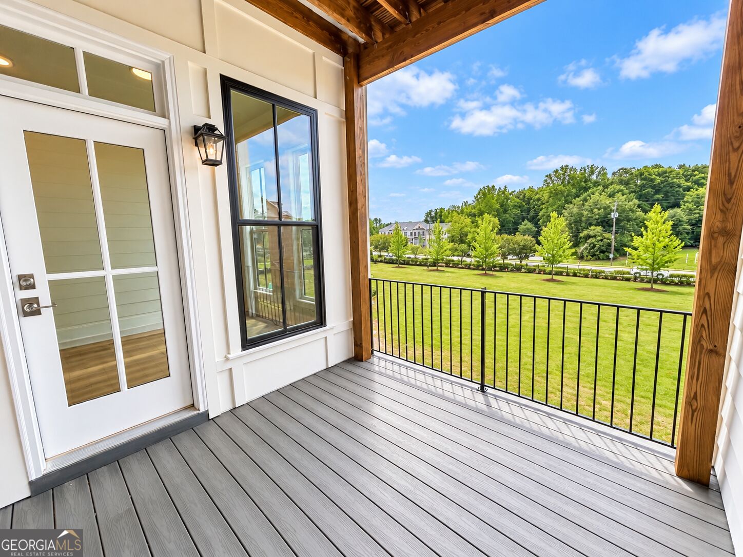 3185 Paley Drive Property Photo 4