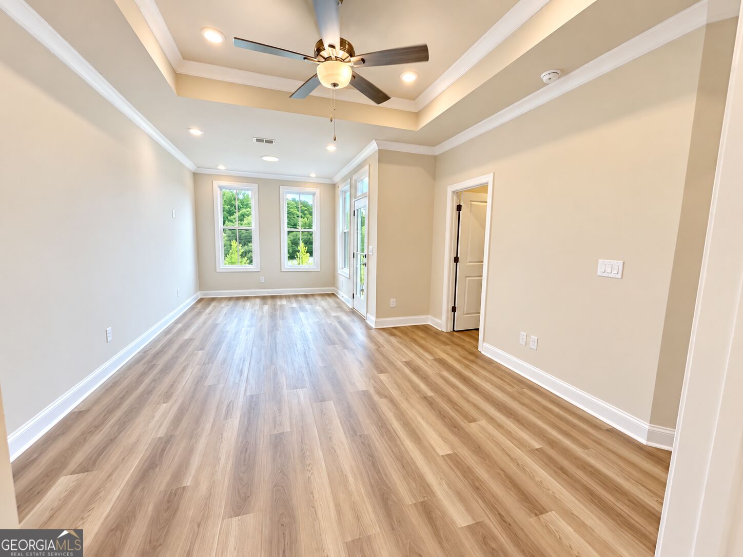 3185 Paley Drive Property Photo 10