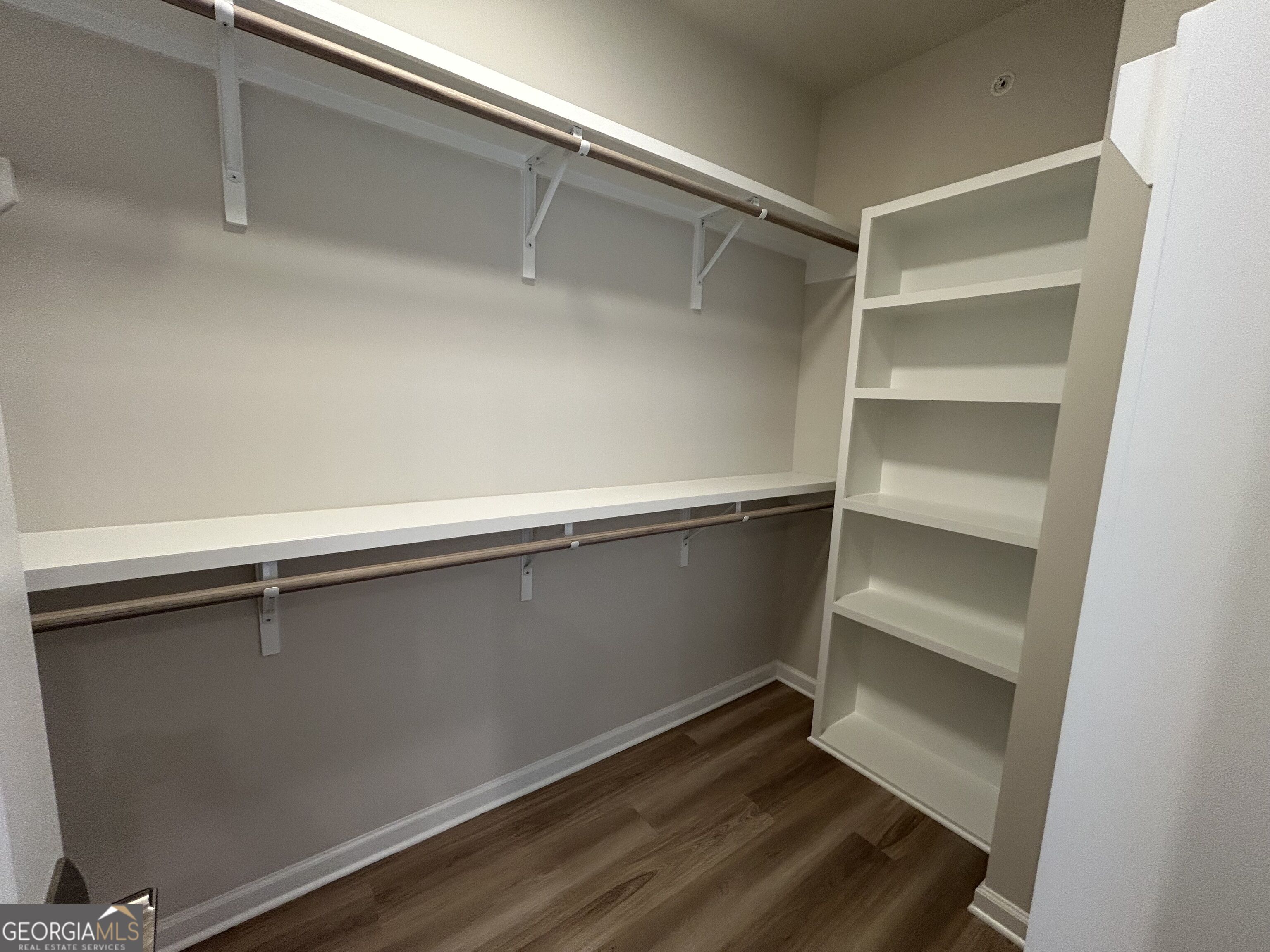 3185 Paley Drive Property Photo 19