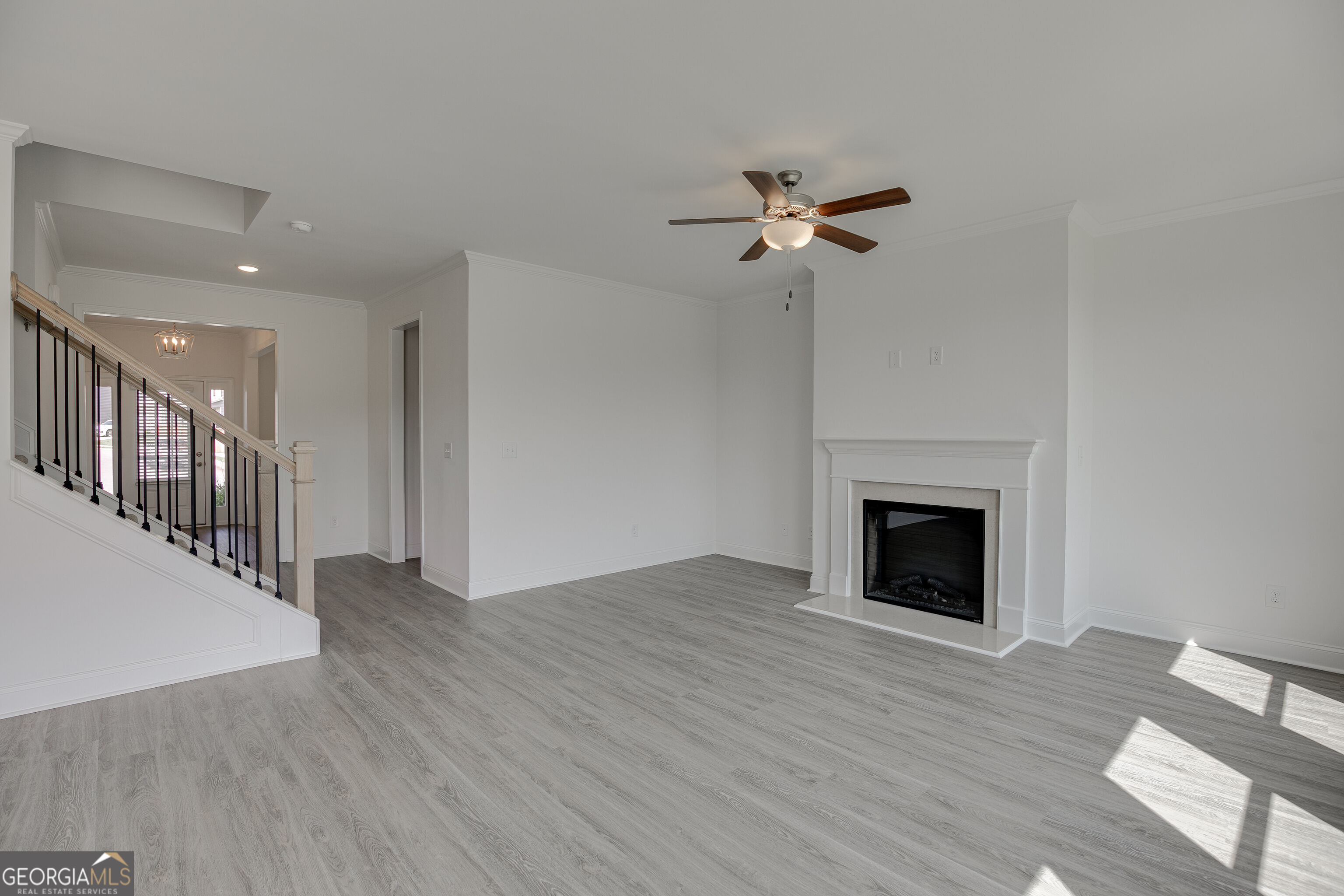 7240 Millbrae Walk Property Photo 10