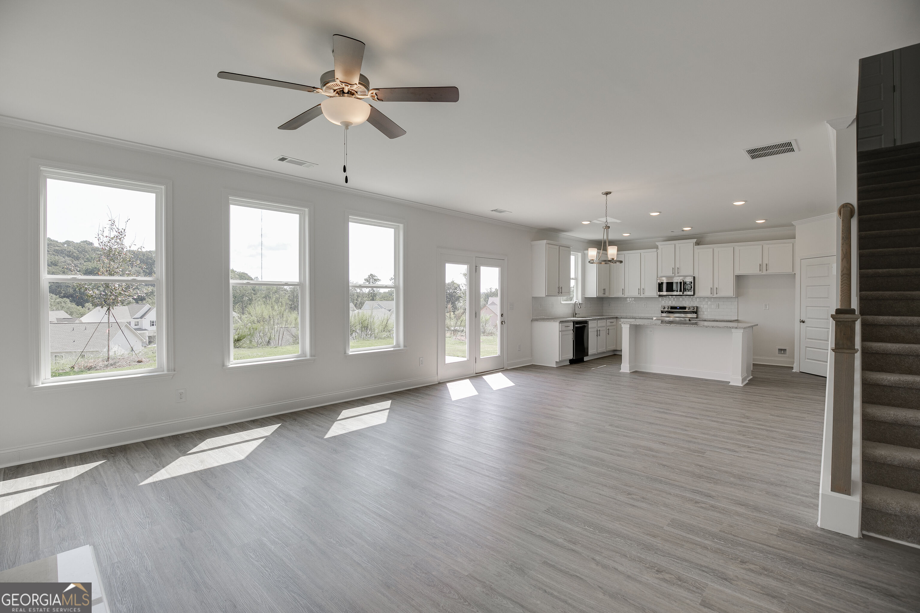 7240 Millbrae Walk Property Photo 12