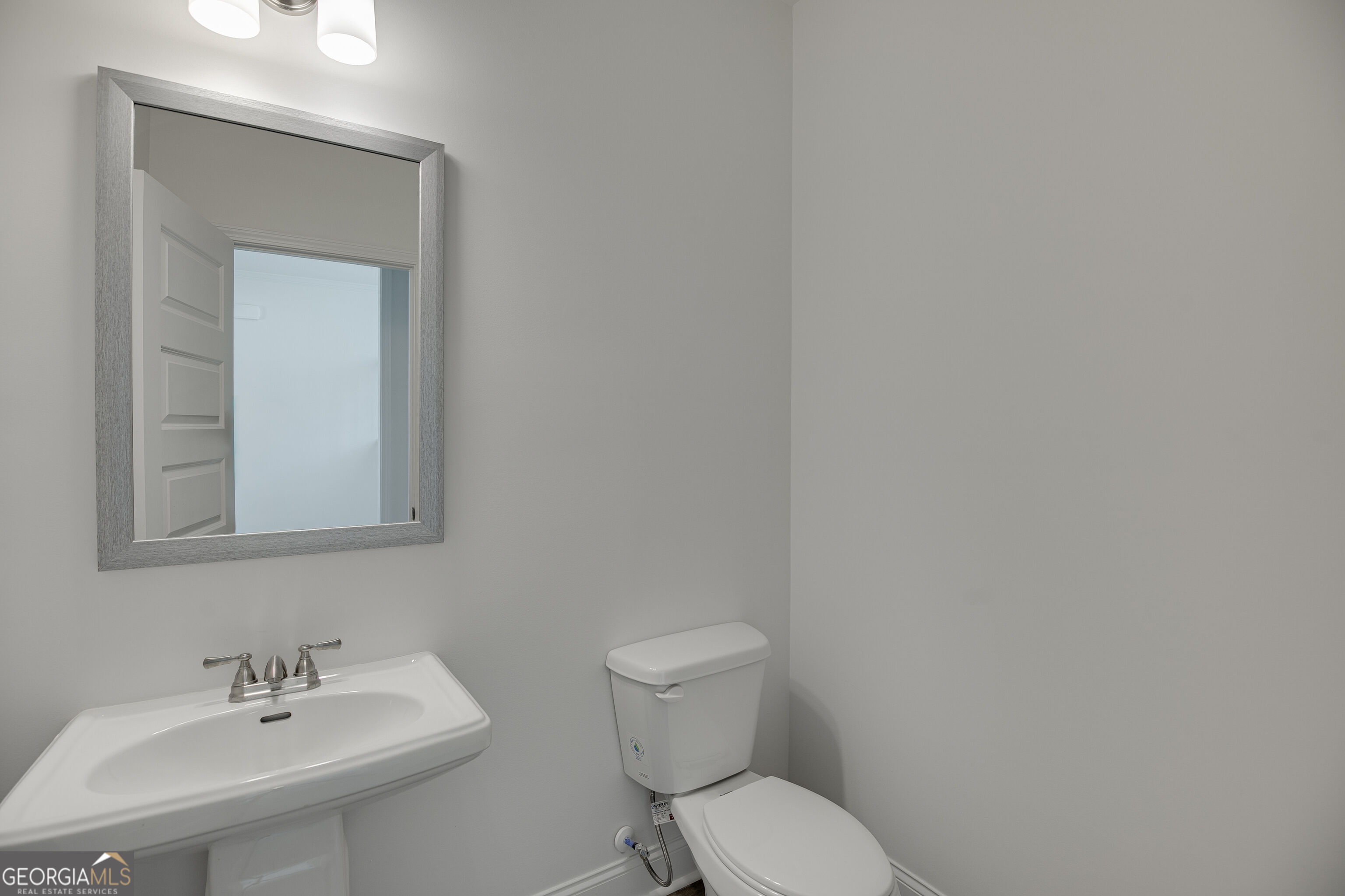7240 Millbrae Walk Property Photo 20