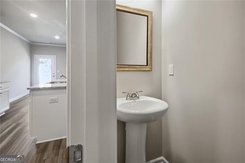 5274 Fox Den Road Property Photo 19