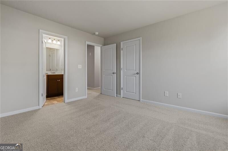 5274 Fox Den Road Property Photo 33