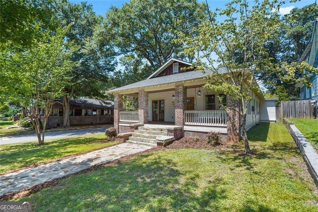 949 Beecher Street Sw Property Photo 2