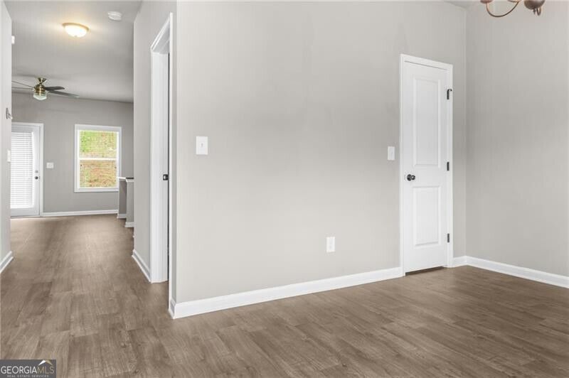 891 Walnut Woods Drive Property Photo 2
