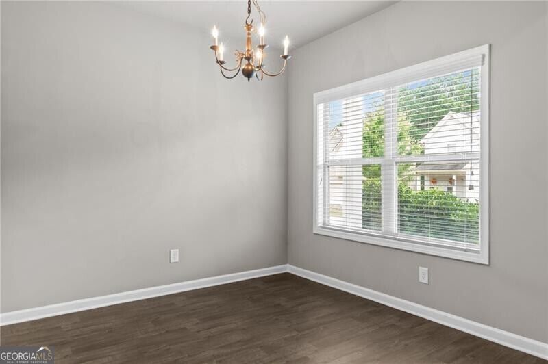 891 Walnut Woods Drive Property Photo 3