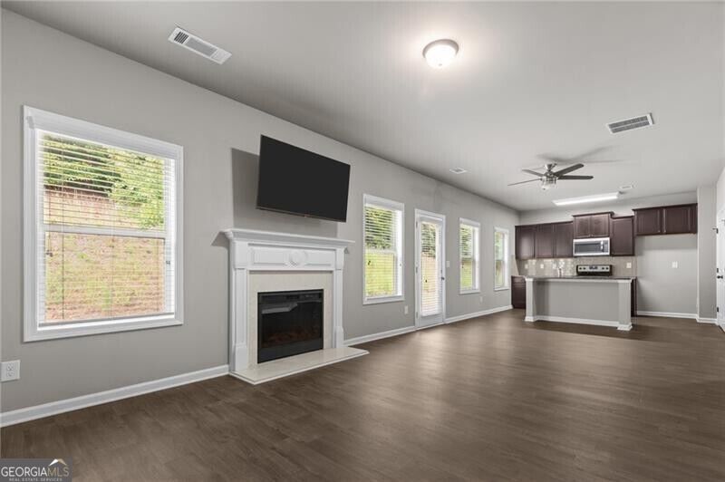 891 Walnut Woods Drive Property Photo 18