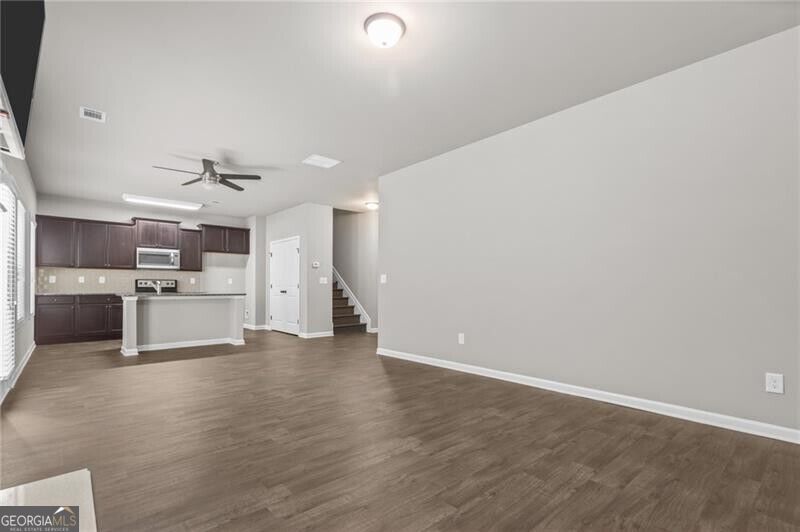 891 Walnut Woods Drive Property Photo 19