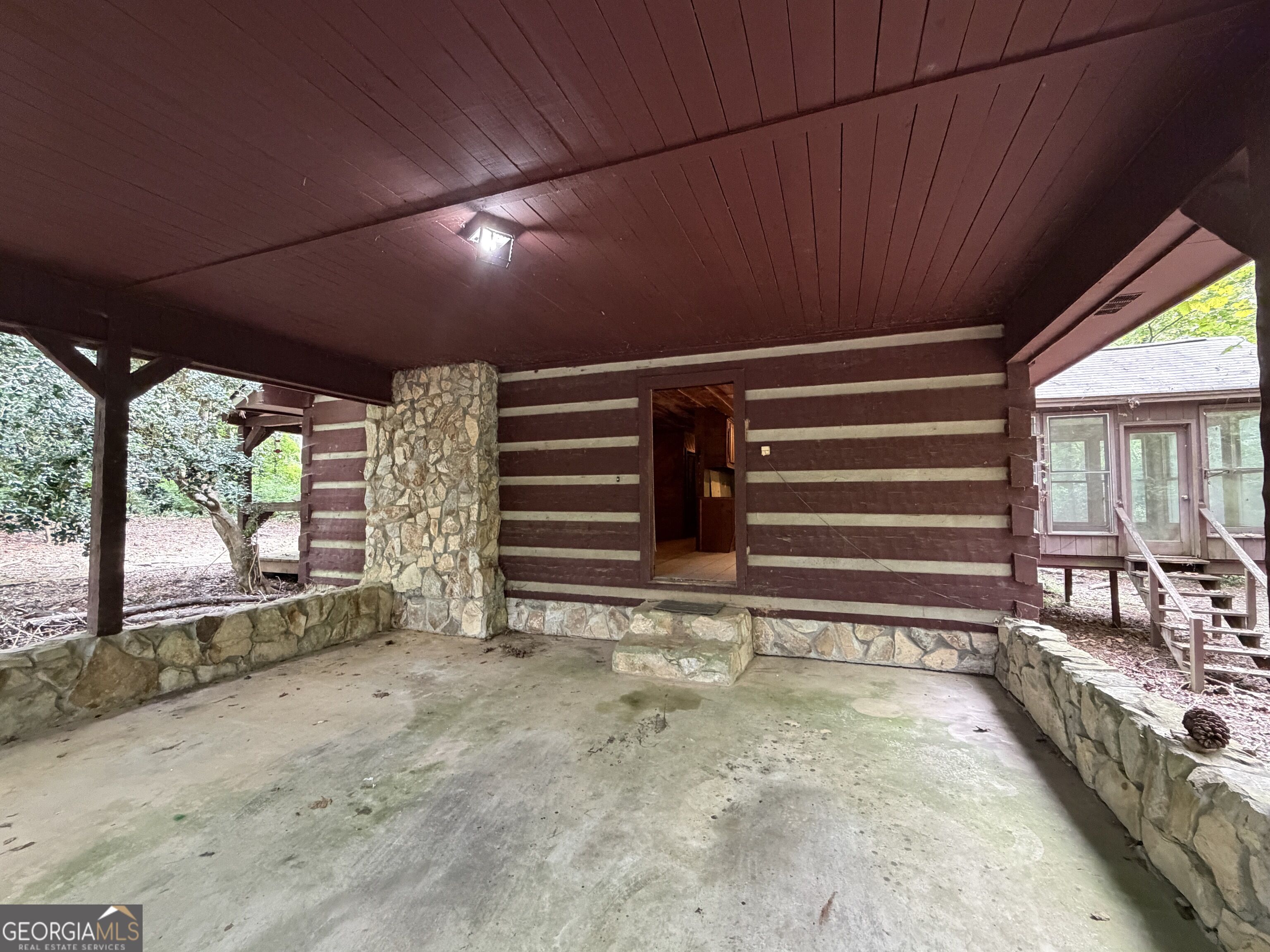 6545 Pleasant Drive Property Photo 5
