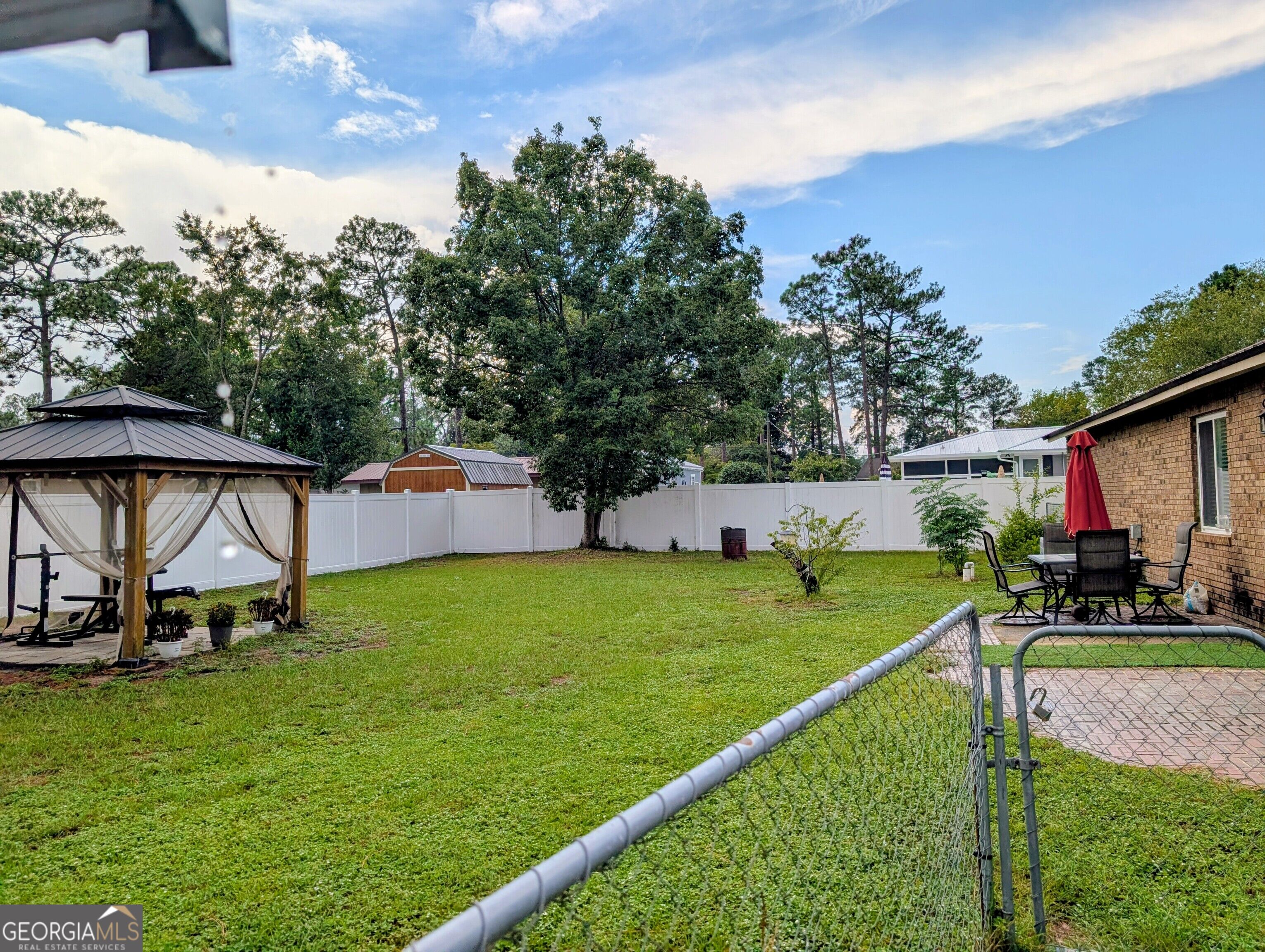 775 S 6th Street Property Photo 6