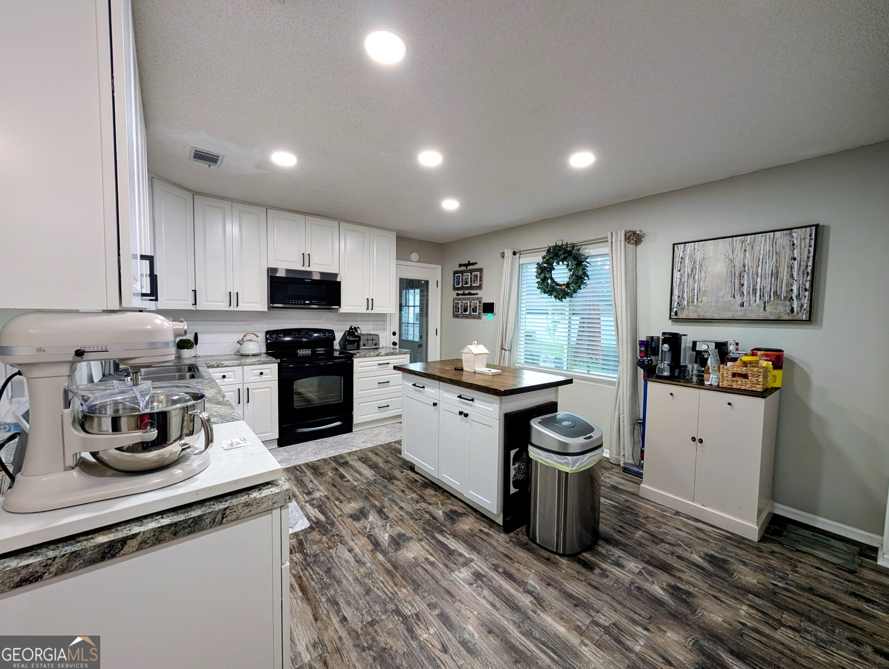 775 S 6th Street Property Photo 15