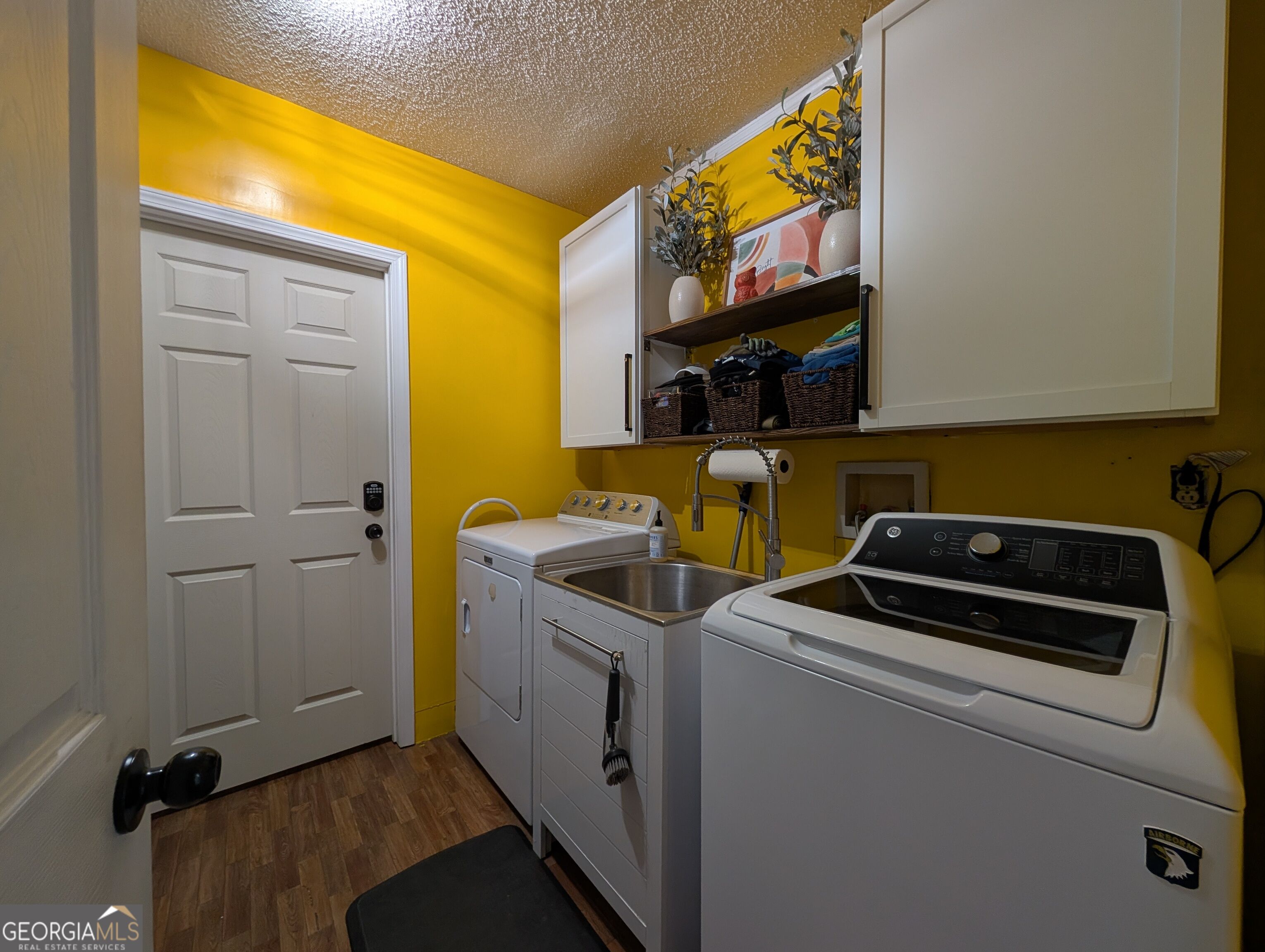 775 S 6th Street Property Photo 23