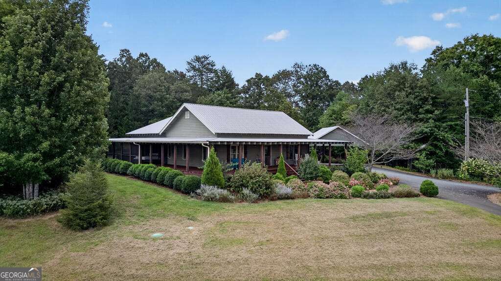 210 W Pierceville Road Property Photo 1