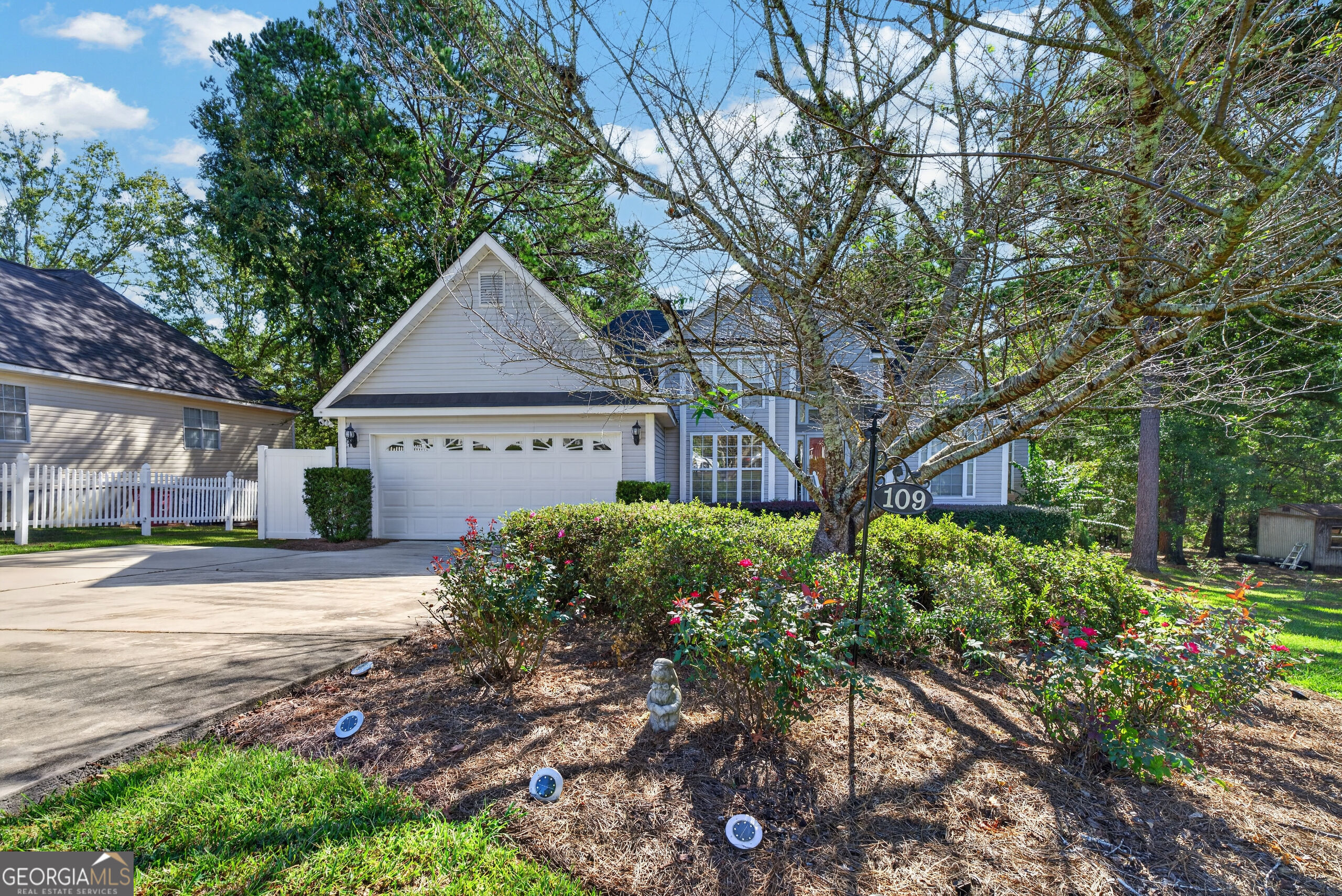 109 Kimmeridge Drive Property Photo 2
