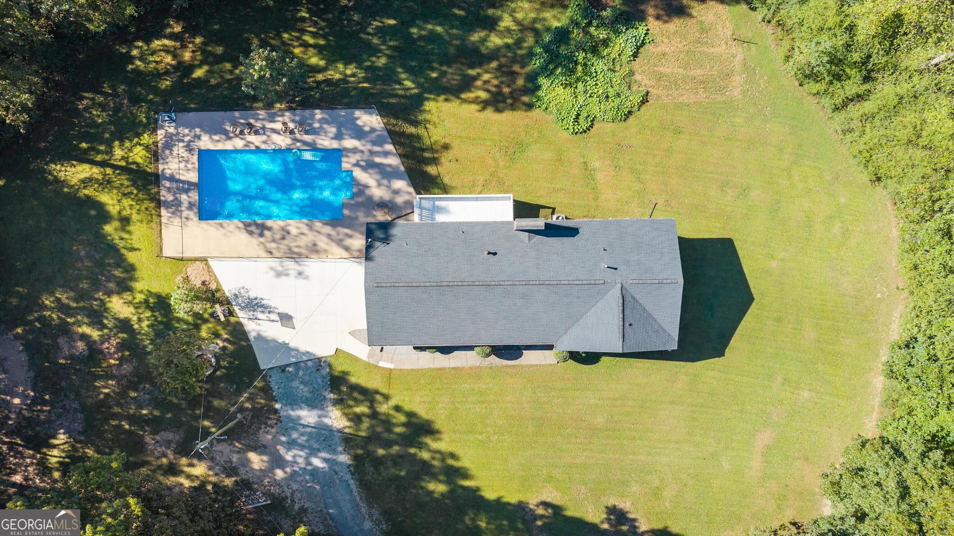 1116 Indian Creek Road Property Photo 1