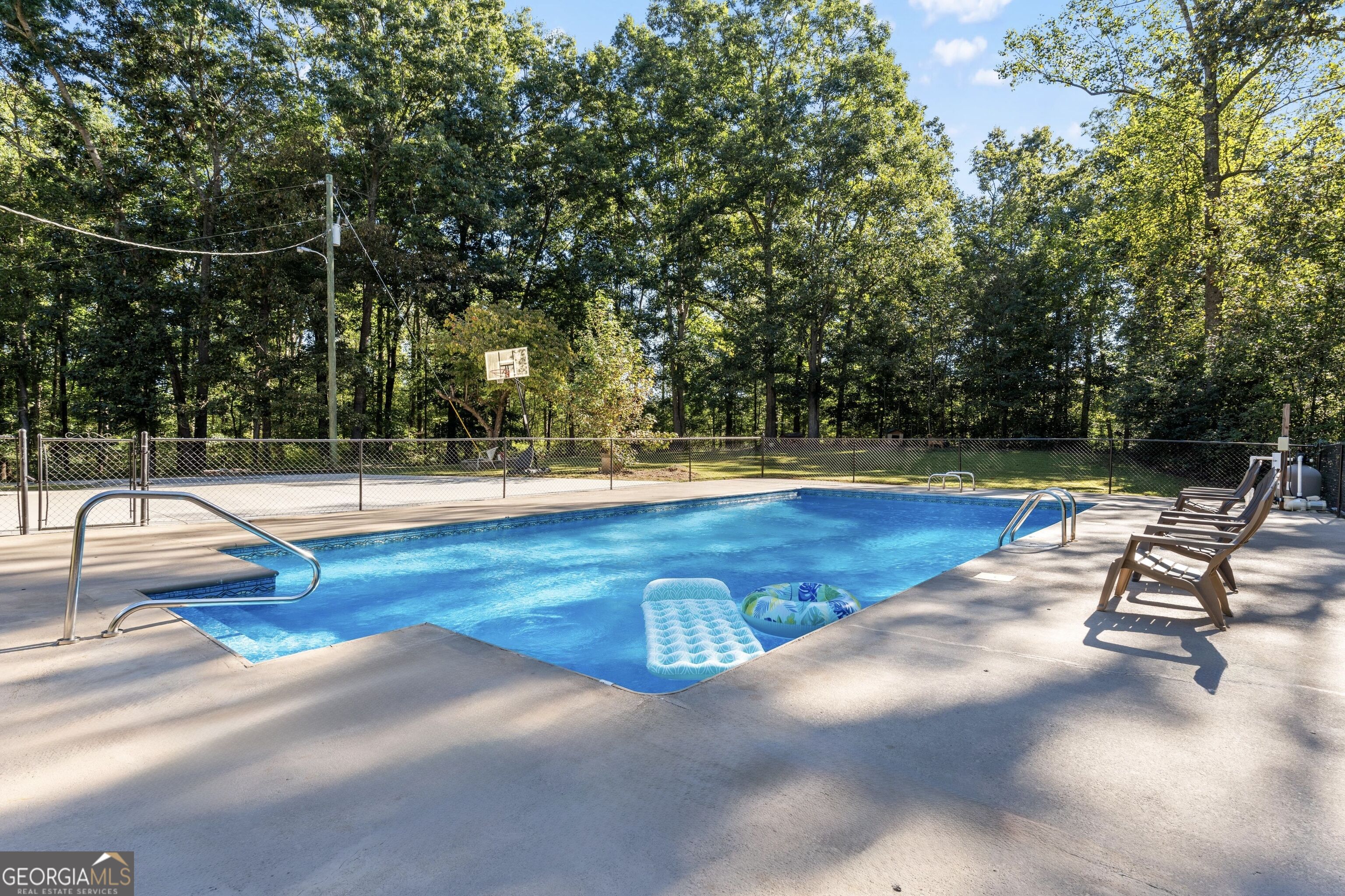 1116 Indian Creek Road Property Photo 5