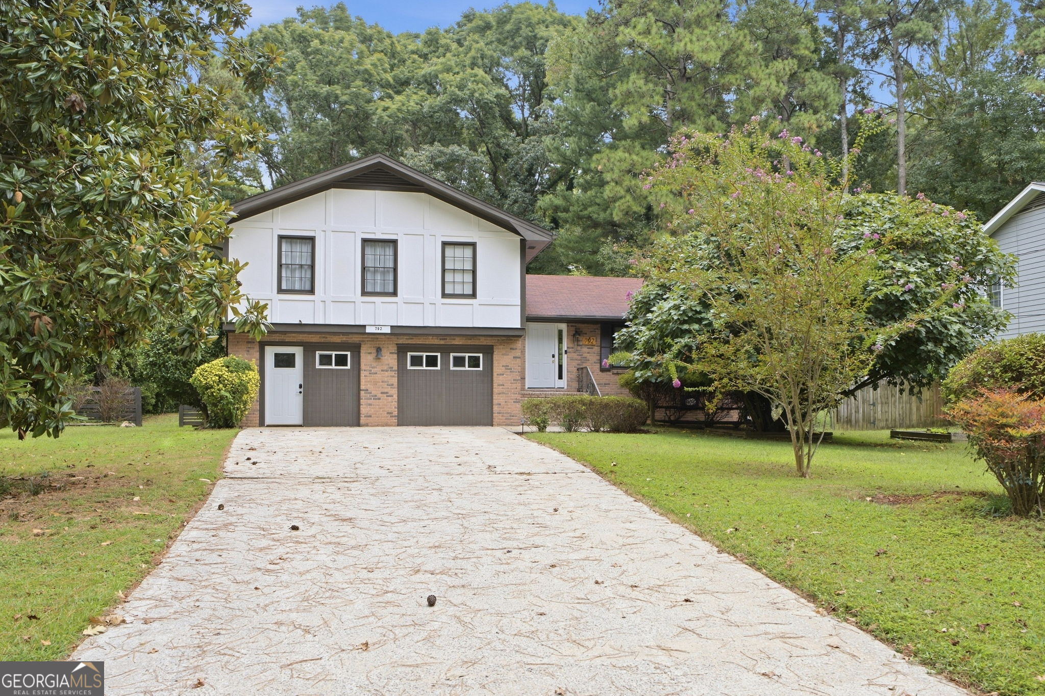 792 Mountainbrooke Circle Property Photo 1