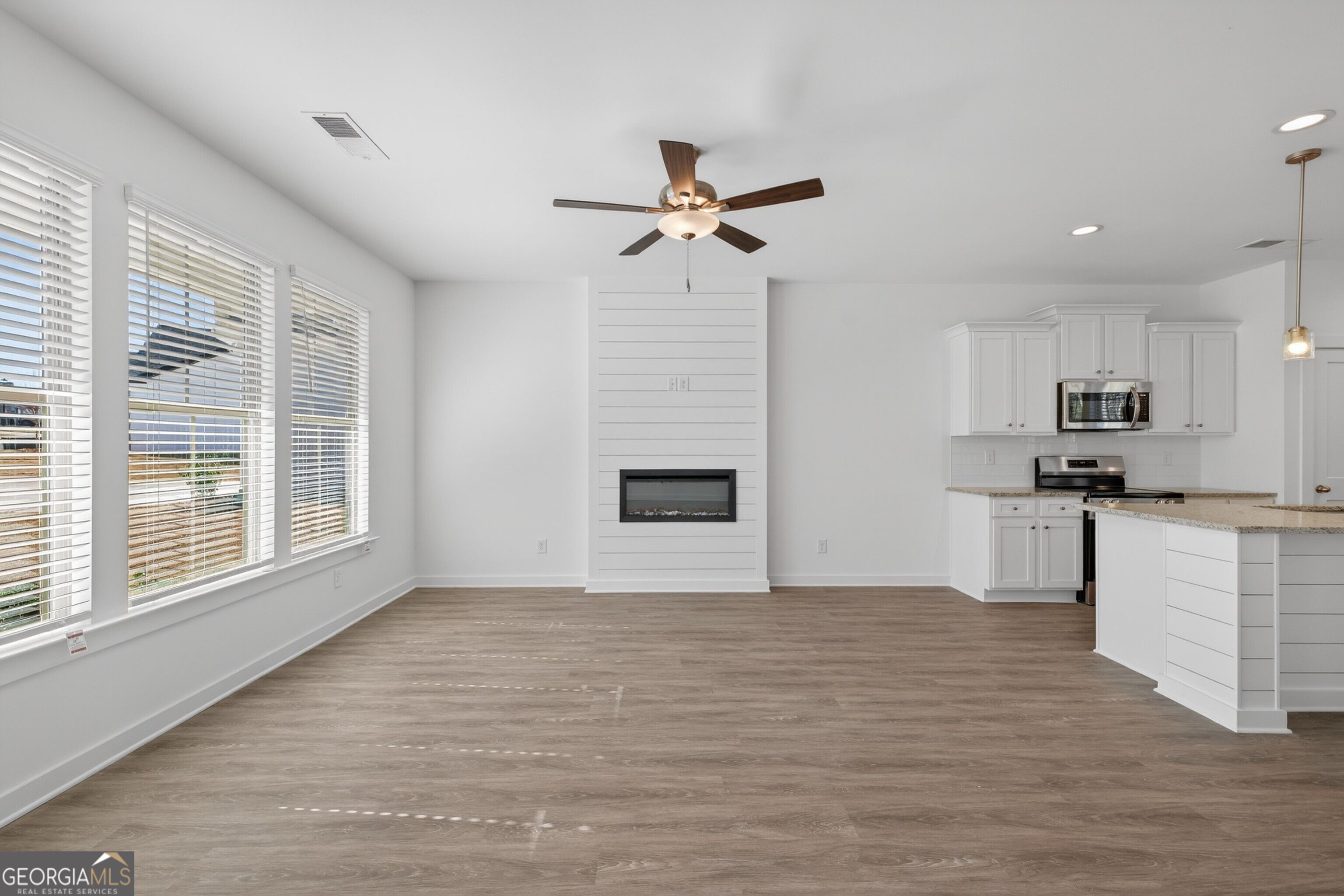 109 Royal Tern Lane Property Photo 6