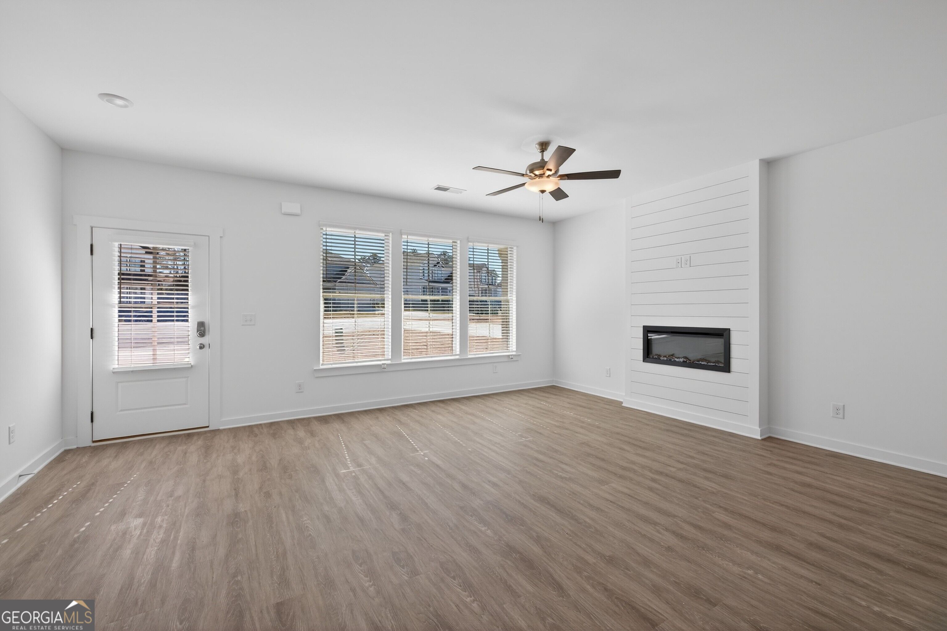 109 Royal Tern Lane Property Photo 7