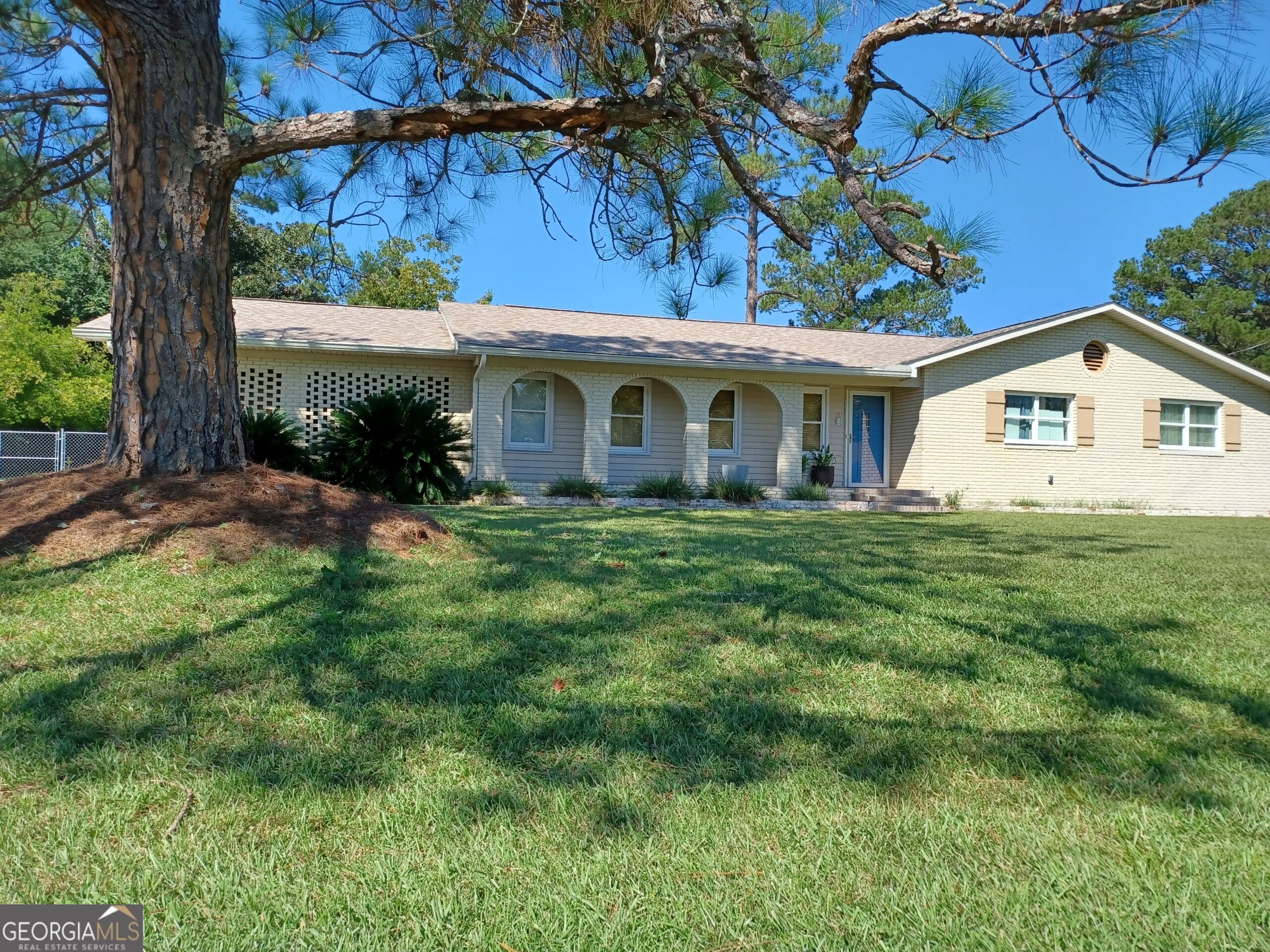 3157 Parkwood Drive Property Photo 1